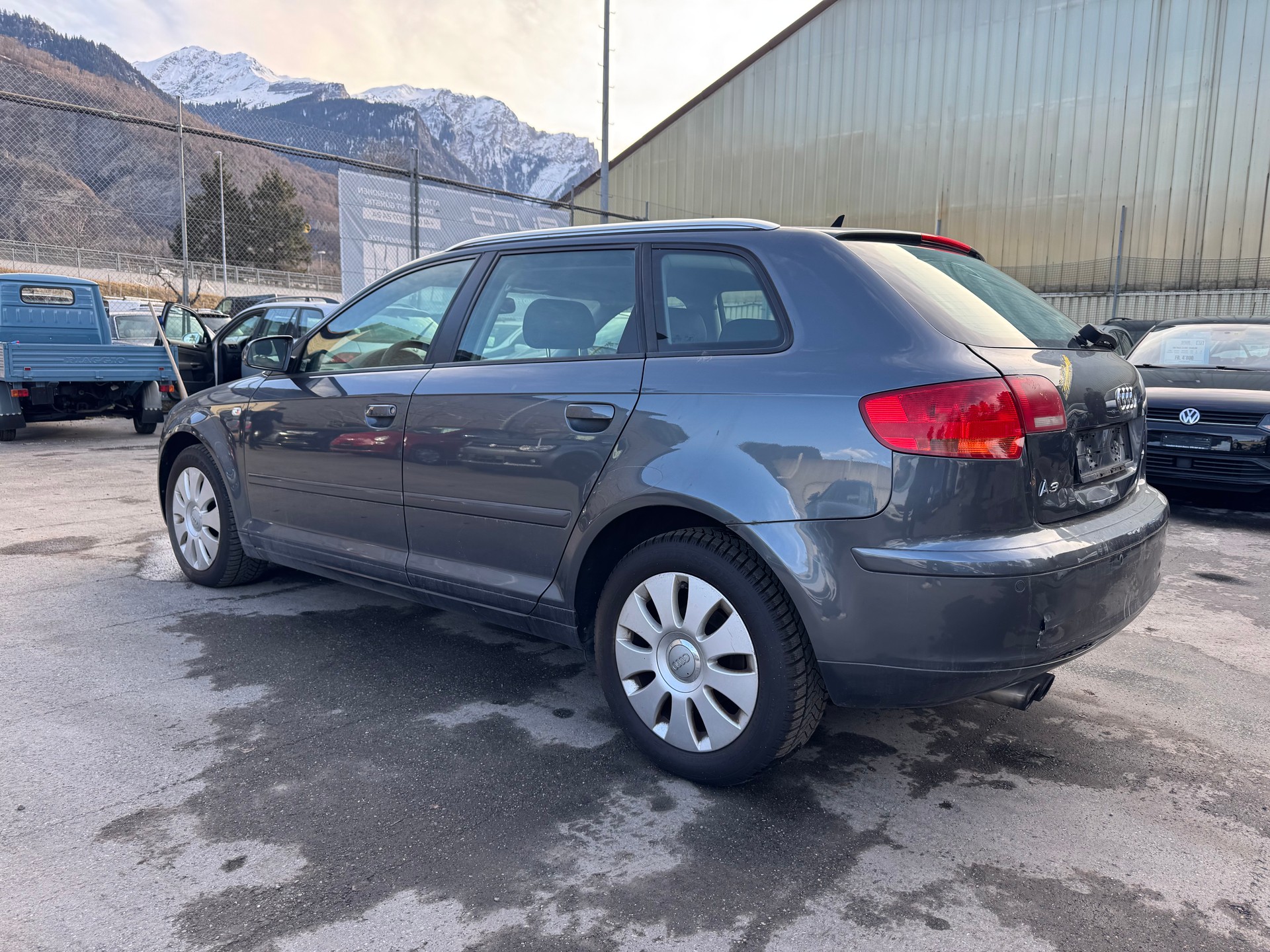 AUDI A3 Sportback 1.8 Turbo FSI Attraction-image-5
