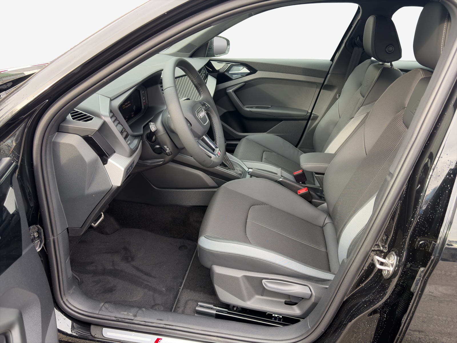 AUDI A1 Sportback 30 TFSI Attraction S-tronic-image-7