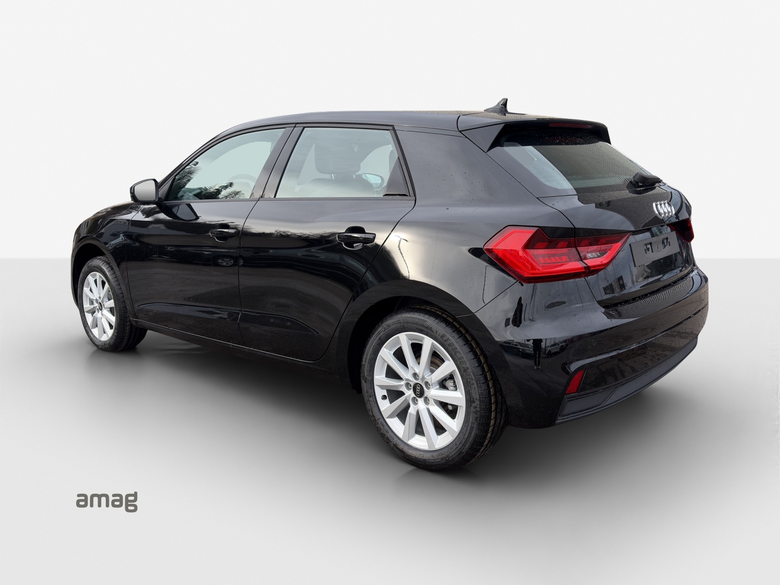 AUDI A1 Sportback 30 TFSI Attraction S-tronic-image-2
