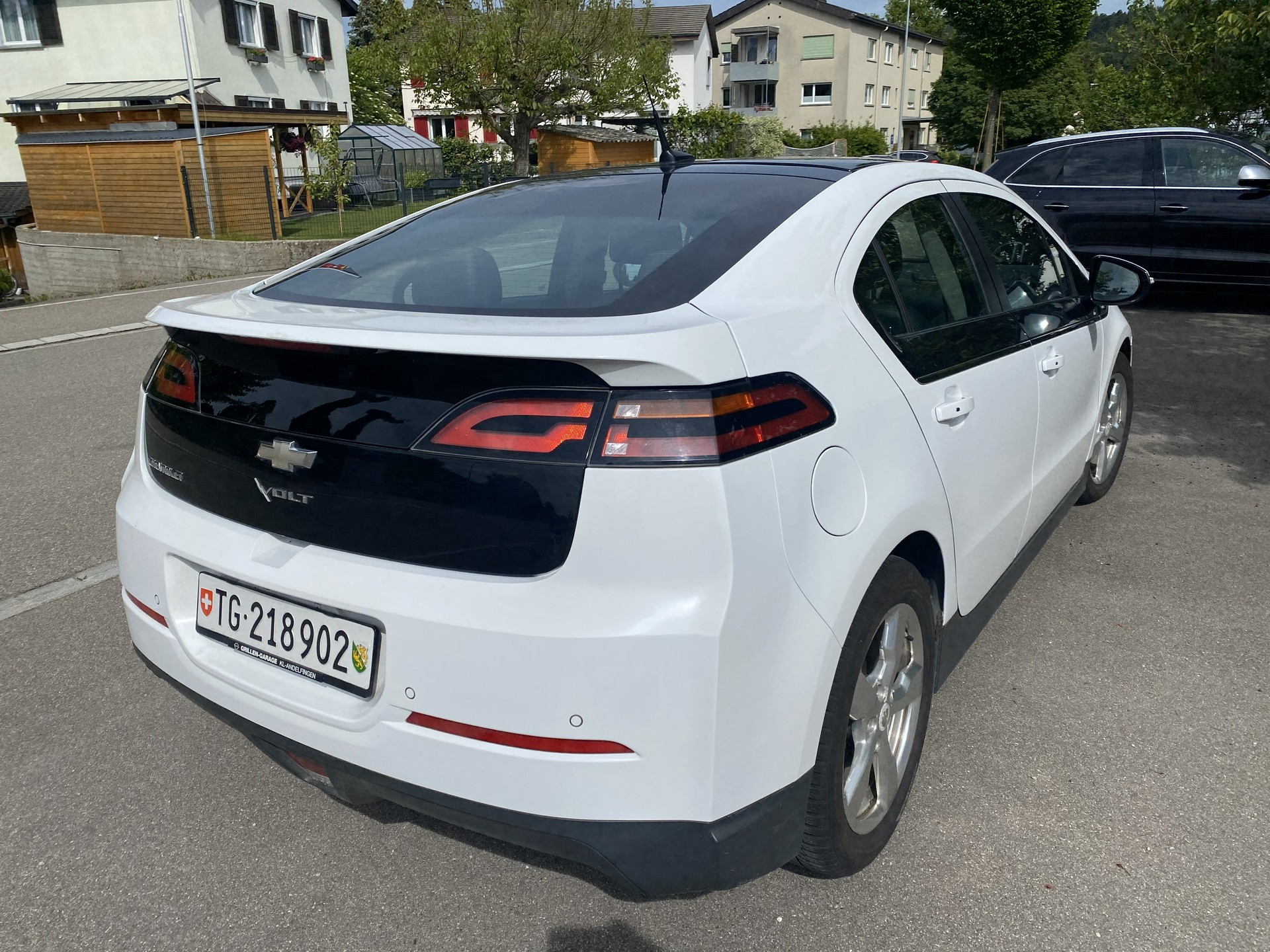 CHEVROLET VOLT-image-2