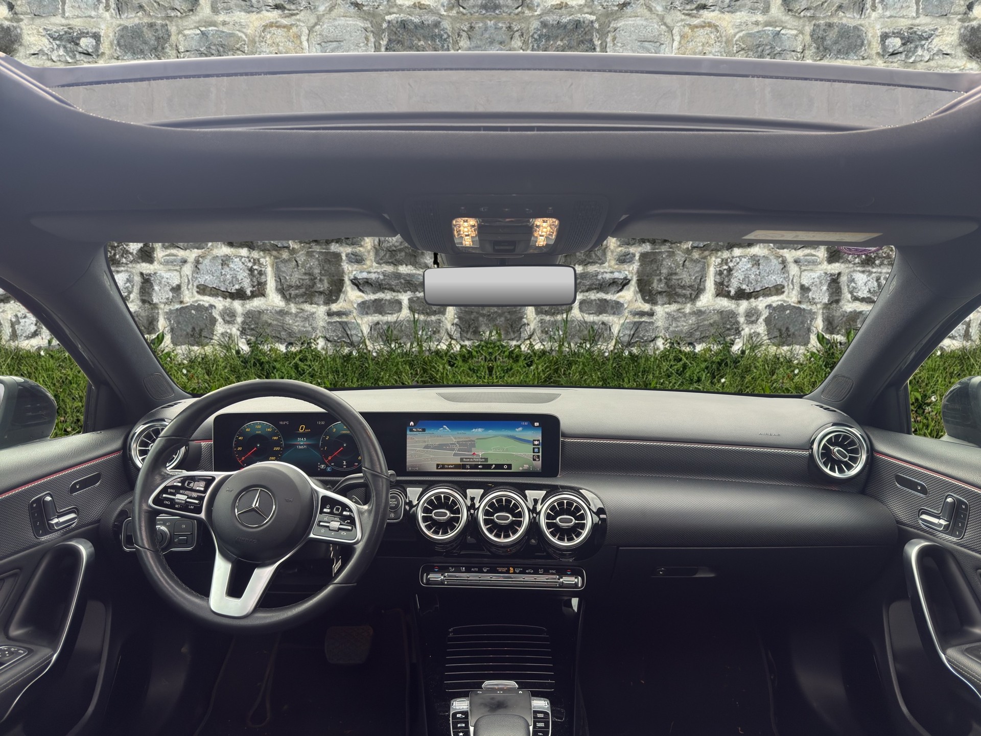 MERCEDES-BENZ A 220 Progressive 7G-DCT-image-5