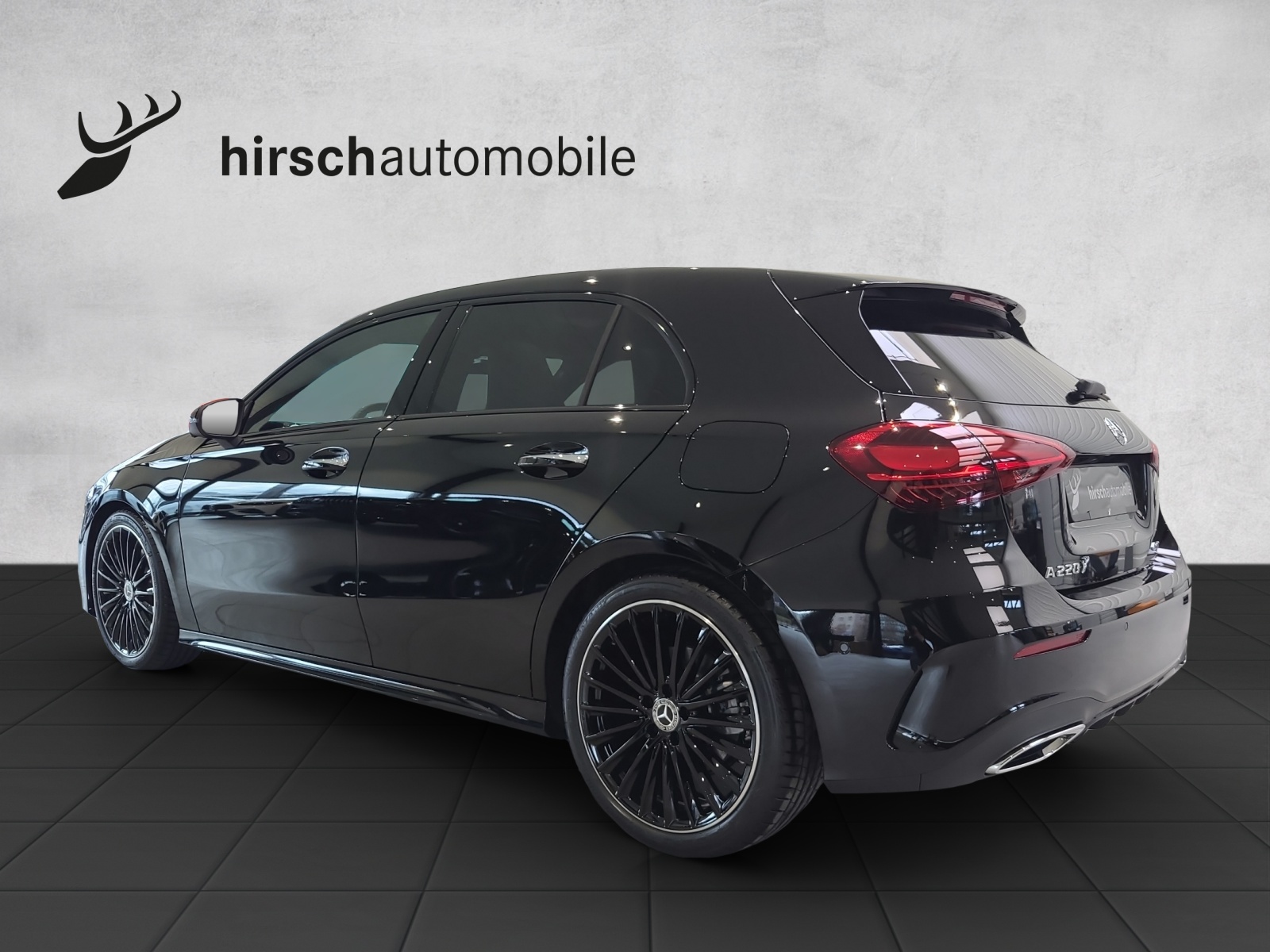 MERCEDES-BENZ A 220 4Matic 8G-DCT-image-1