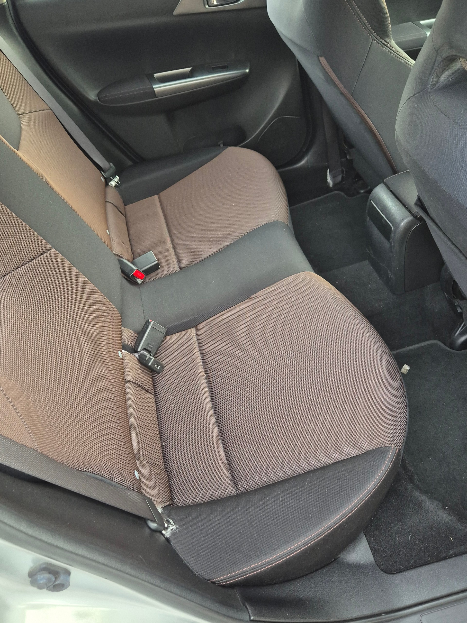 SUBARU Impreza 2.0XV Style-image-6