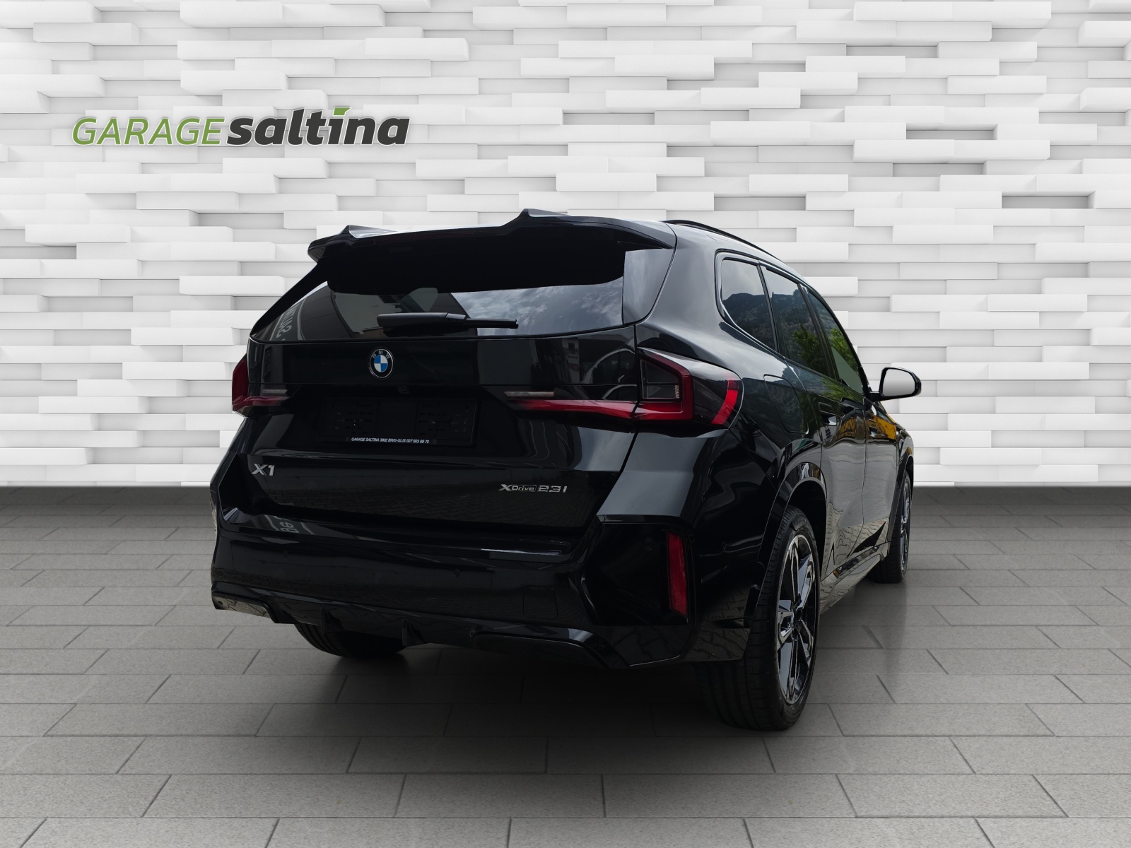 BMW X1 xDrive 23i 48V M Sport Pro-showroom-element-2