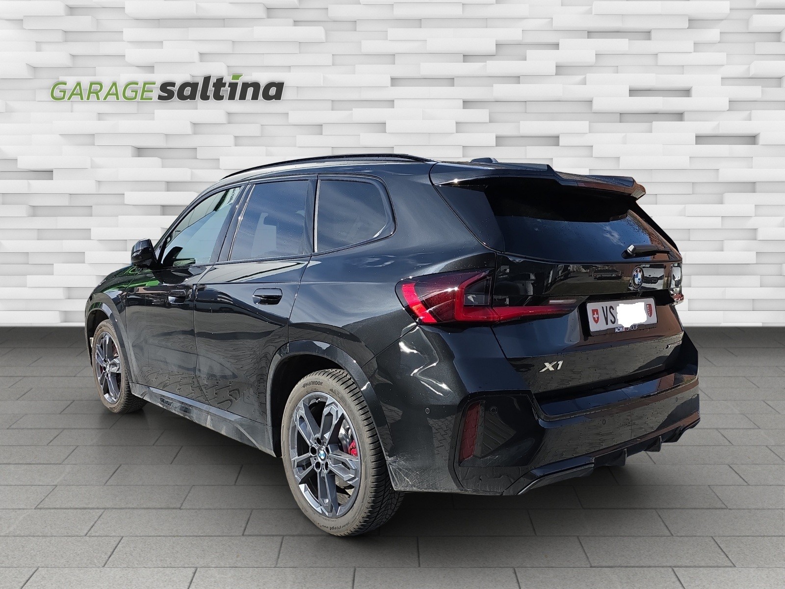 BMW X1 xDrive 23i 48V M Sport Pro-image-1