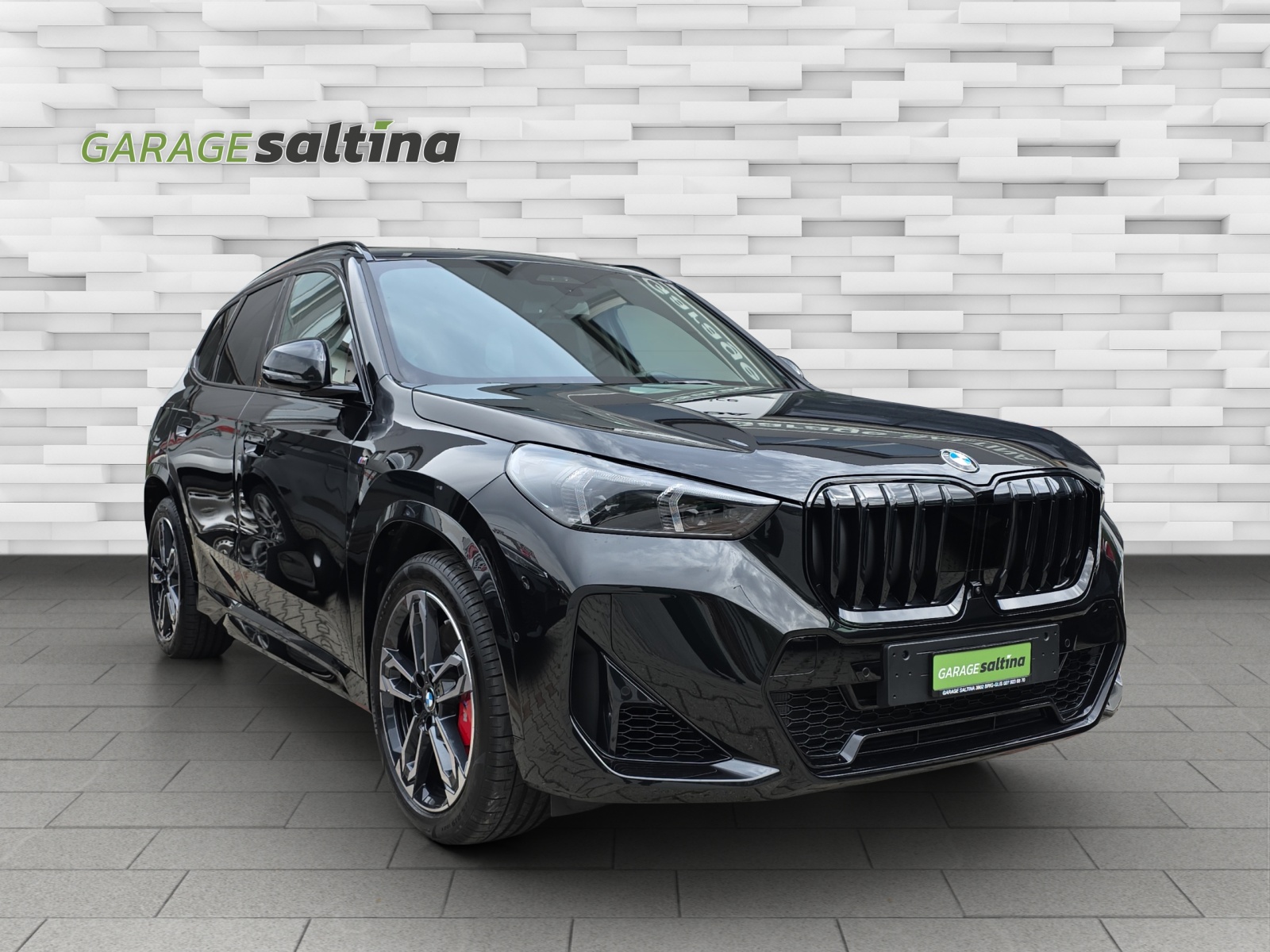 BMW X1 xDrive 23i 48V M Sport Pro-showroom-element-3