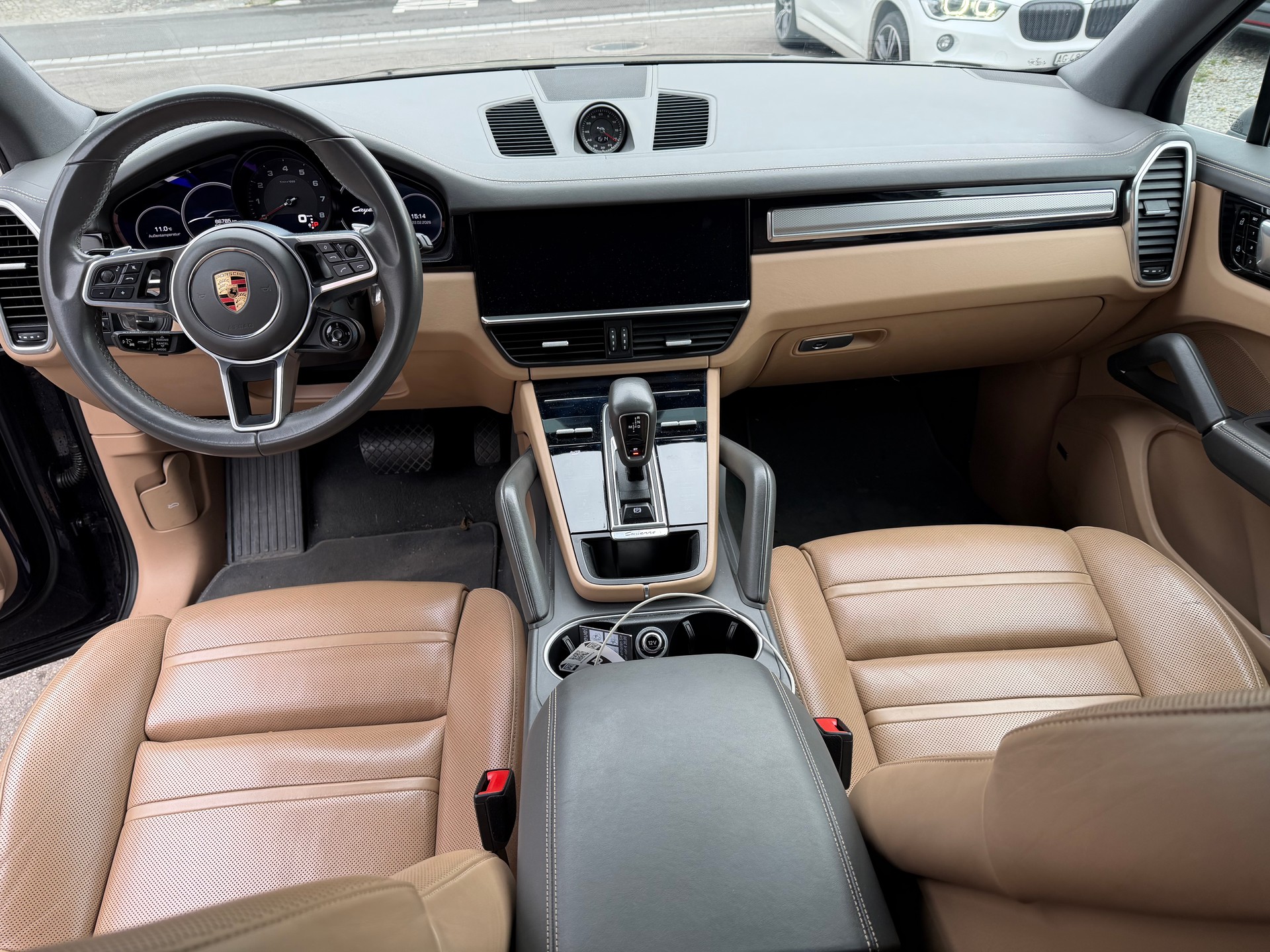 PORSCHE Cayenne-image-8