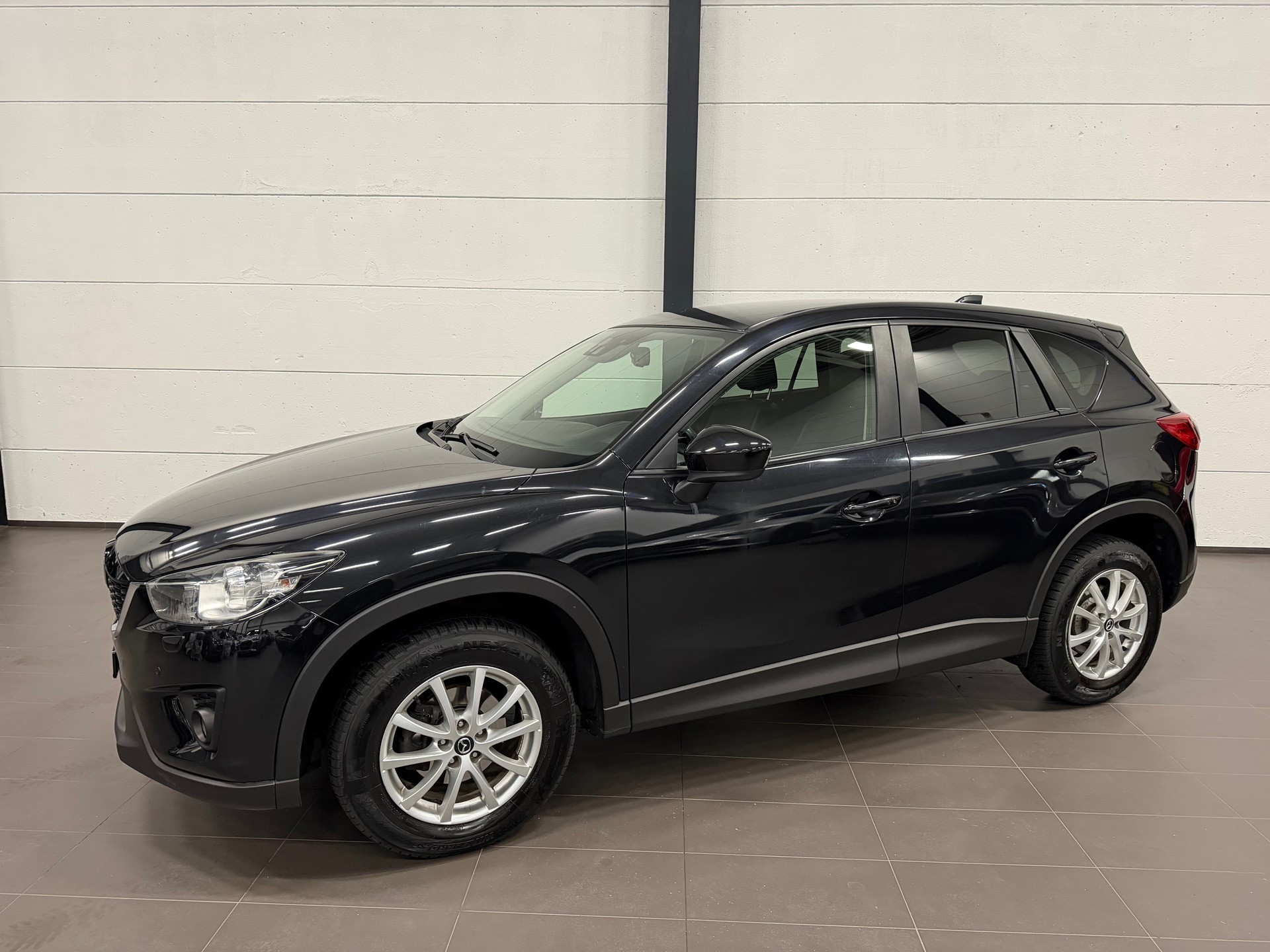 MAZDA CX-5 2.2 D HP Revolution AWD Automatic-image-2