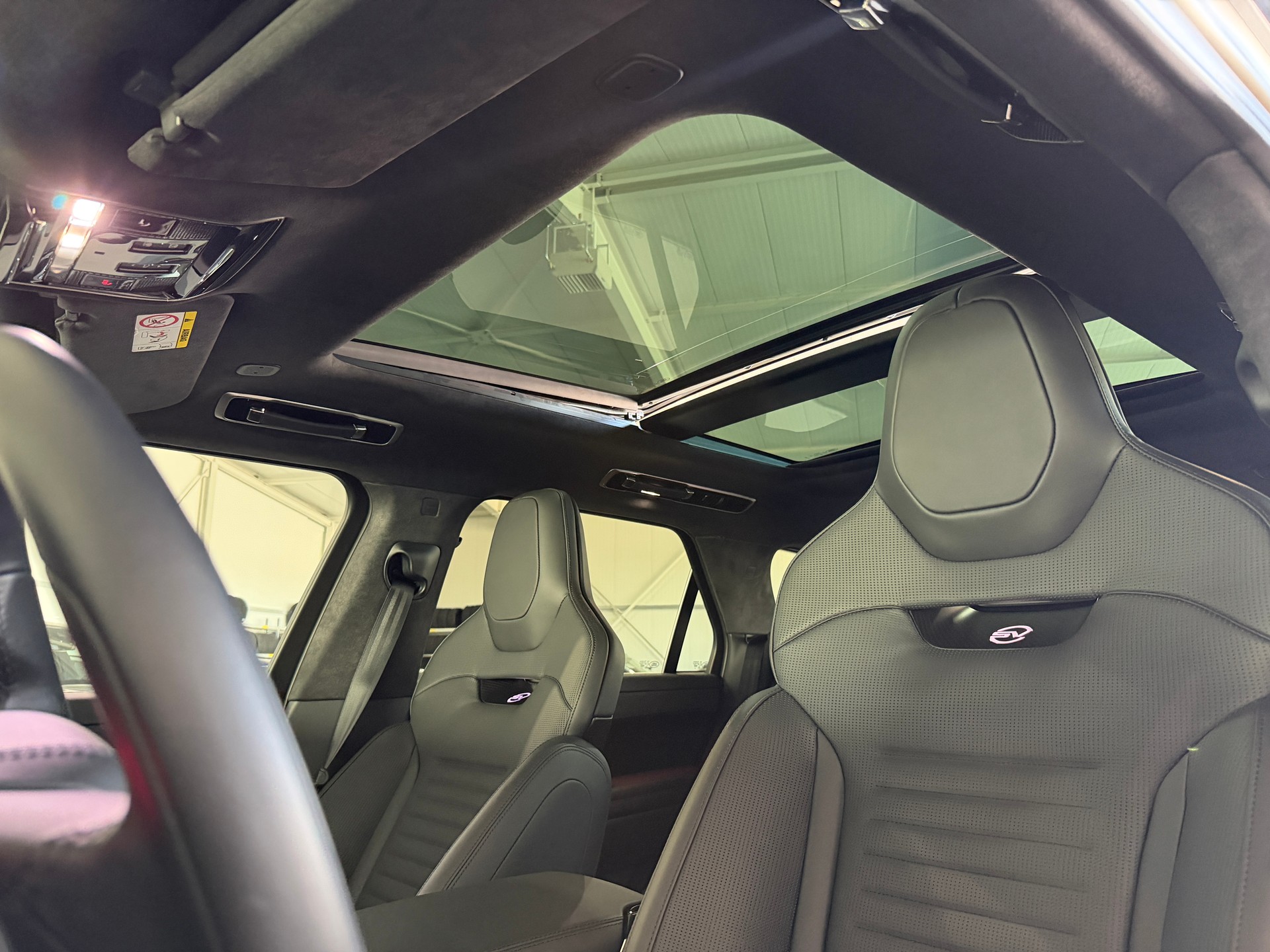 LAND ROVER Range Rover Sport P635 4.4 V8 SV Edition One Bronze CARBON fortlaufende Werksgarantie 5J/150'000km-image-18