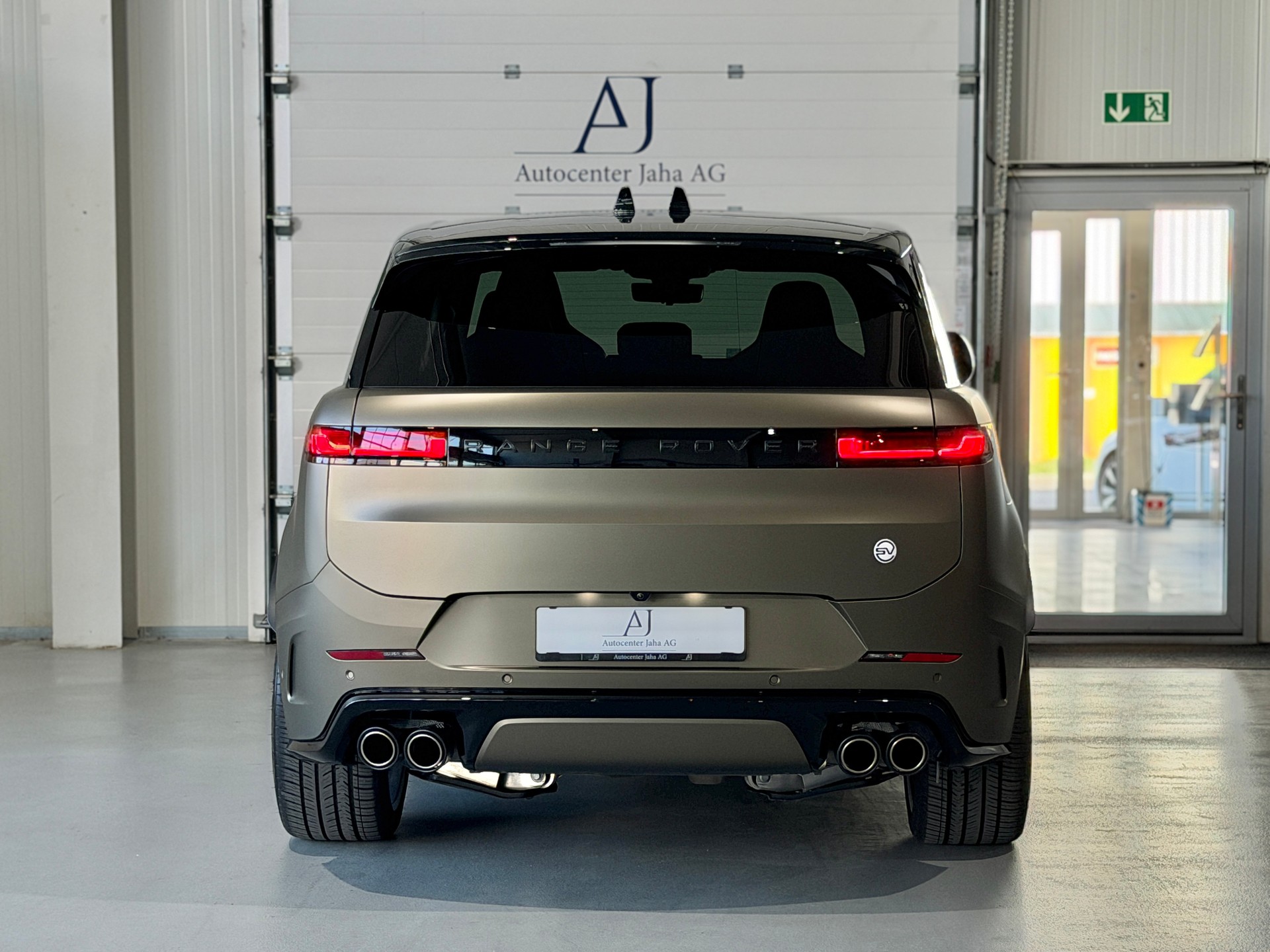 LAND ROVER Range Rover Sport P635 4.4 V8 SV Edition One Bronze CARBON fortlaufende Werksgarantie 5J/150'000km-image-25