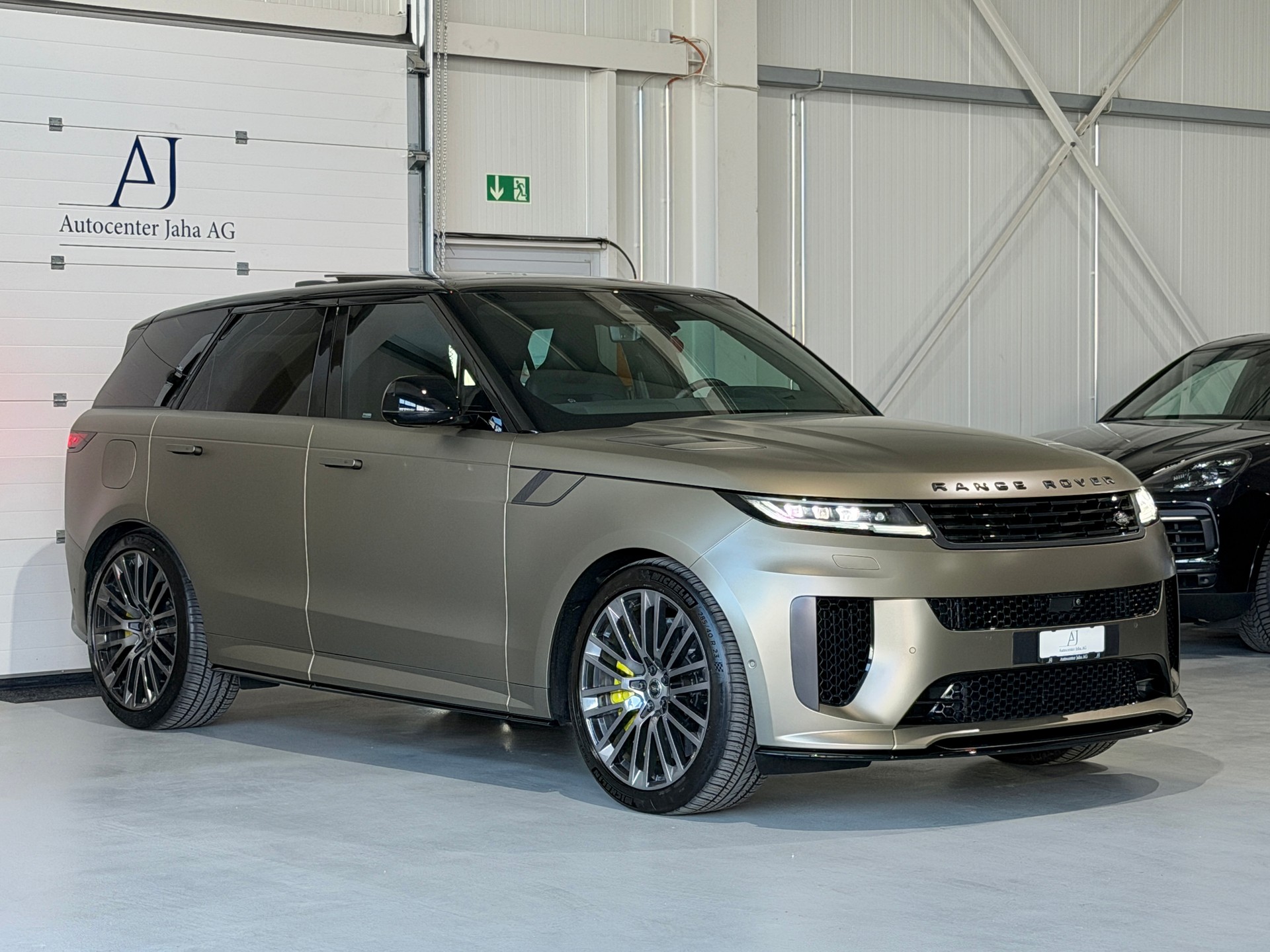 LAND ROVER Range Rover Sport P635 4.4 V8 SV Edition One Bronze CARBON fortlaufende Werksgarantie 5J/150'000km-image-4