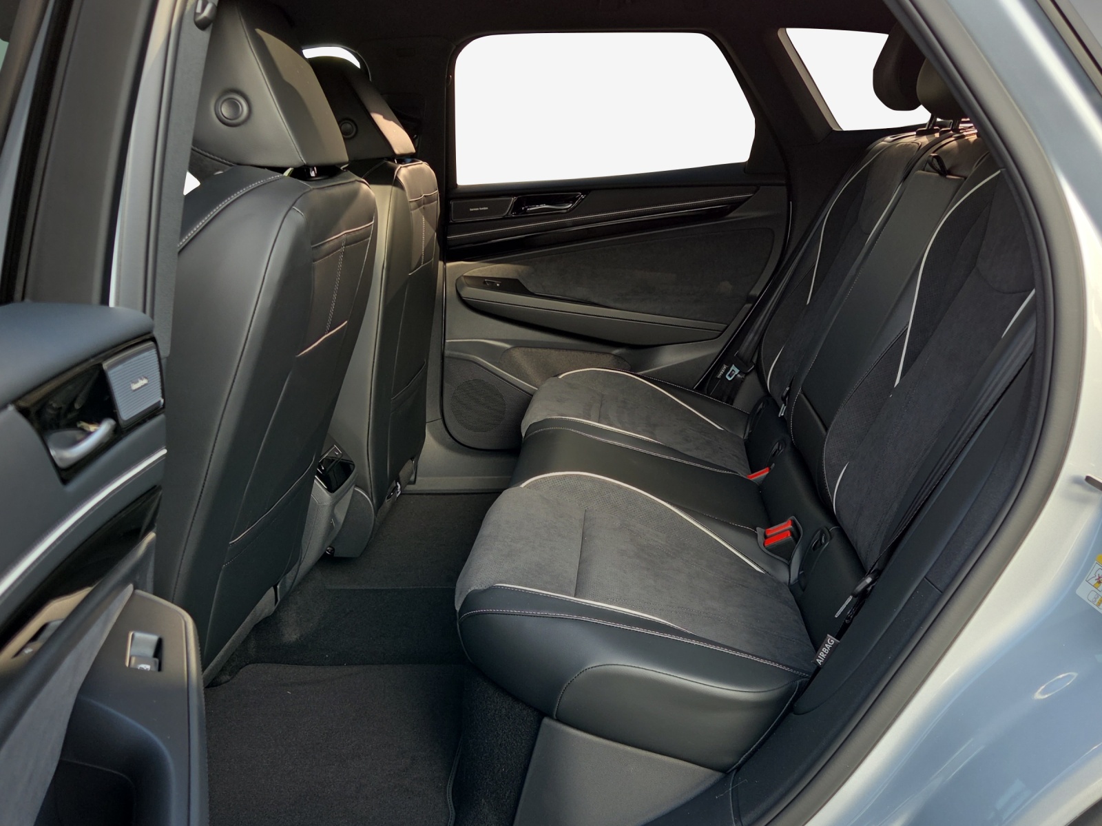 VW ID.7 Tourer Pro 77 kWh Pro-image-11