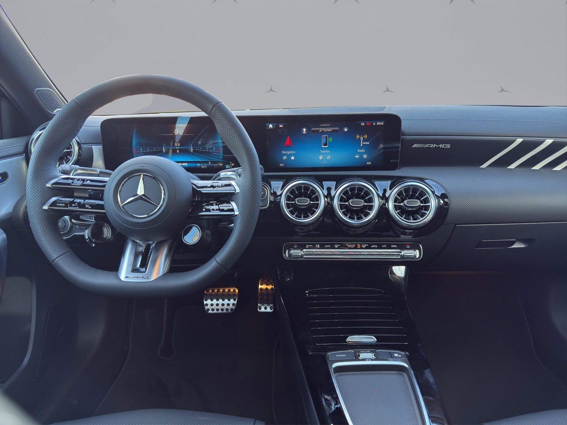 MERCEDES-BENZ A 45 S AMG 4matic+-image-13