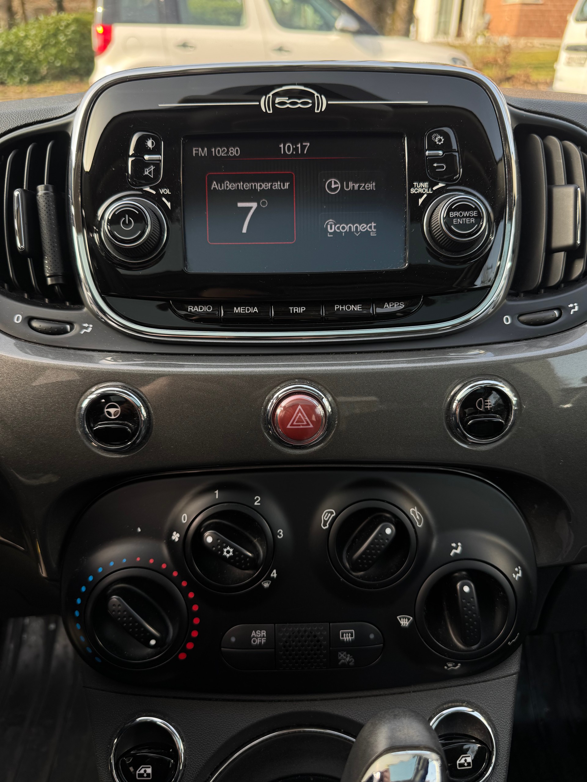 FIAT 500 1.2 Lounge Dualogic-image-10