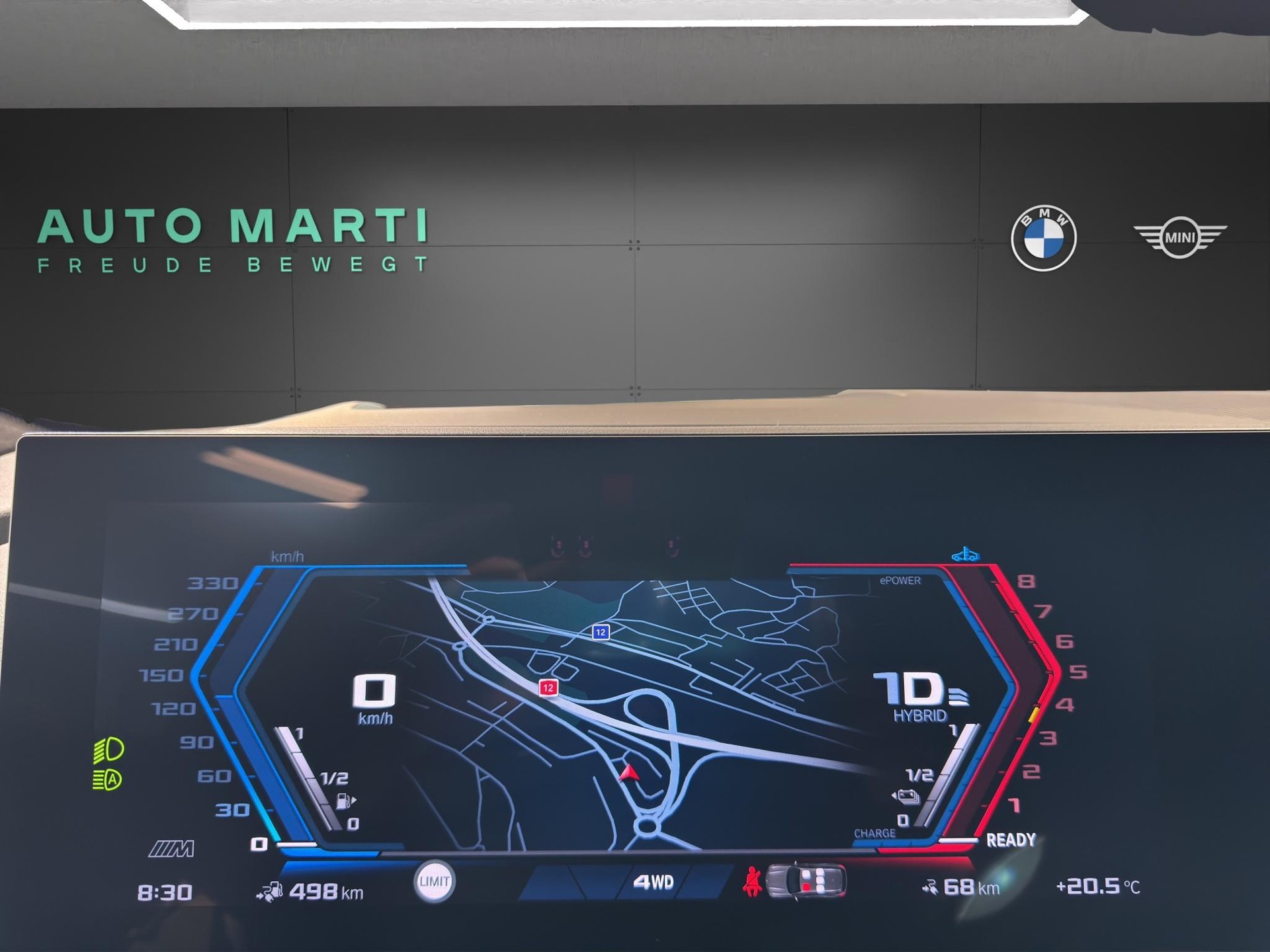 BMW M5 xDrive Touring-image-12