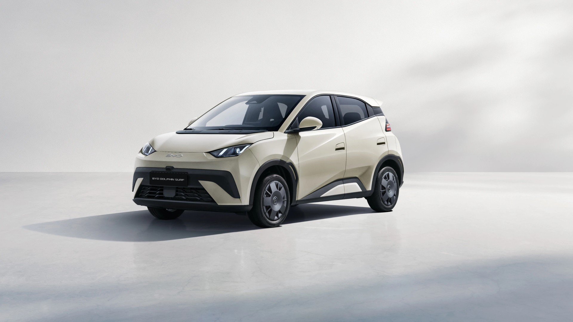 BYD Dolphin Surf 30 kWh Active-image-0