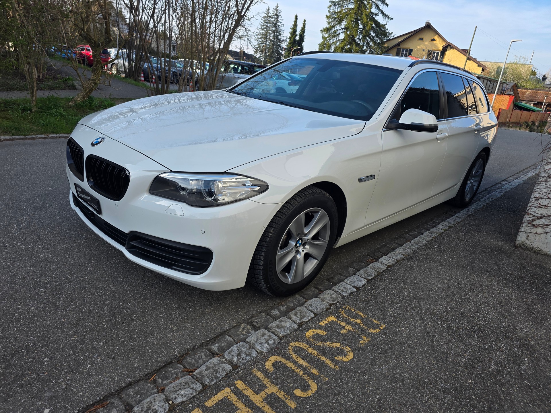 BMW 520d Touring xDrive Steptronic-image-0