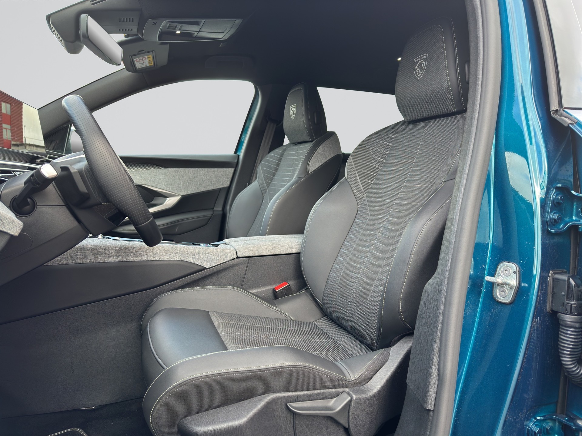PEUGEOT 5008 145 Hybrid GT 7Pl. Bi Color-image-5