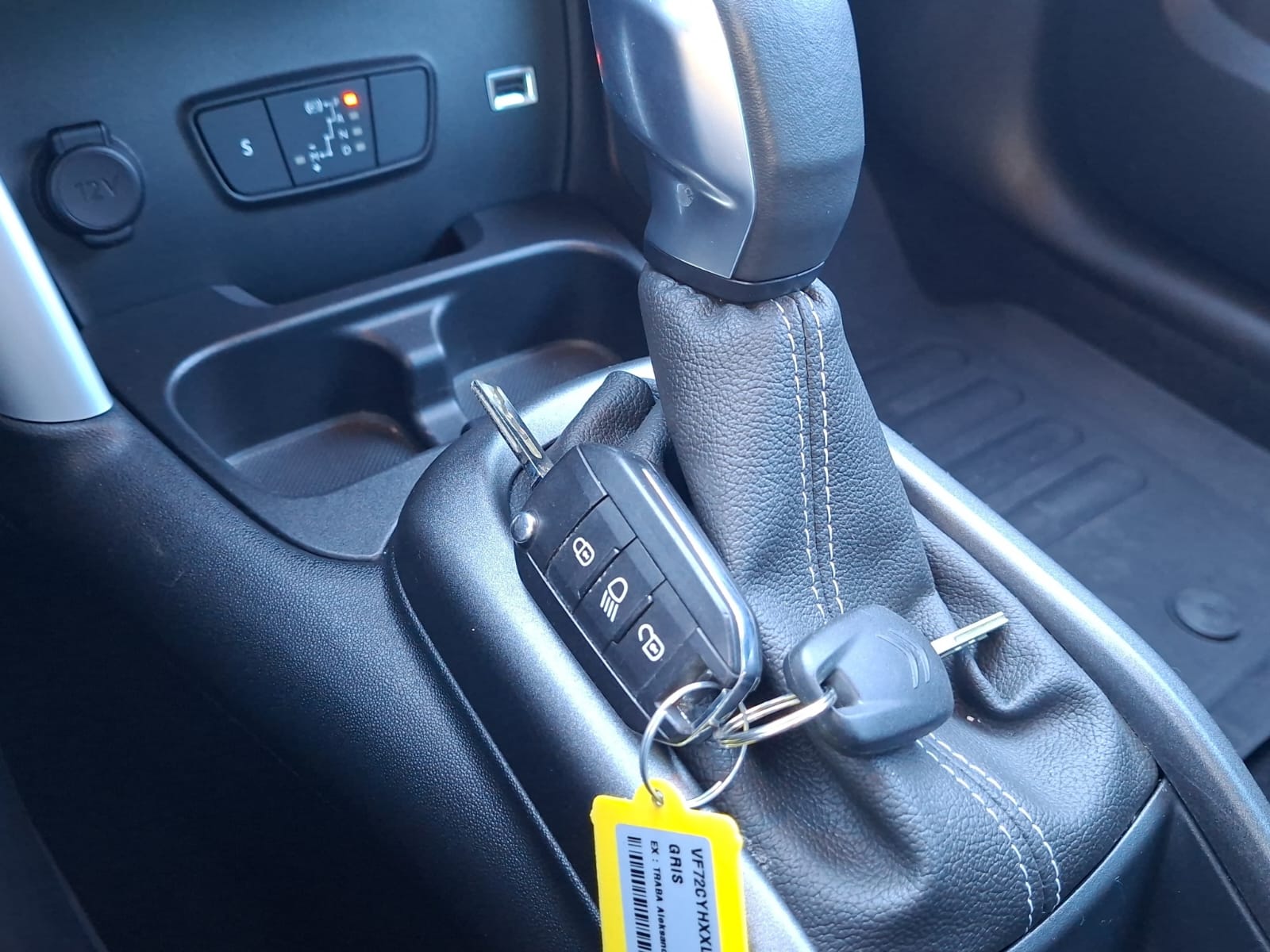 CITROEN C3 Aircross 1.5 BlueHD Shine EAT-image-14