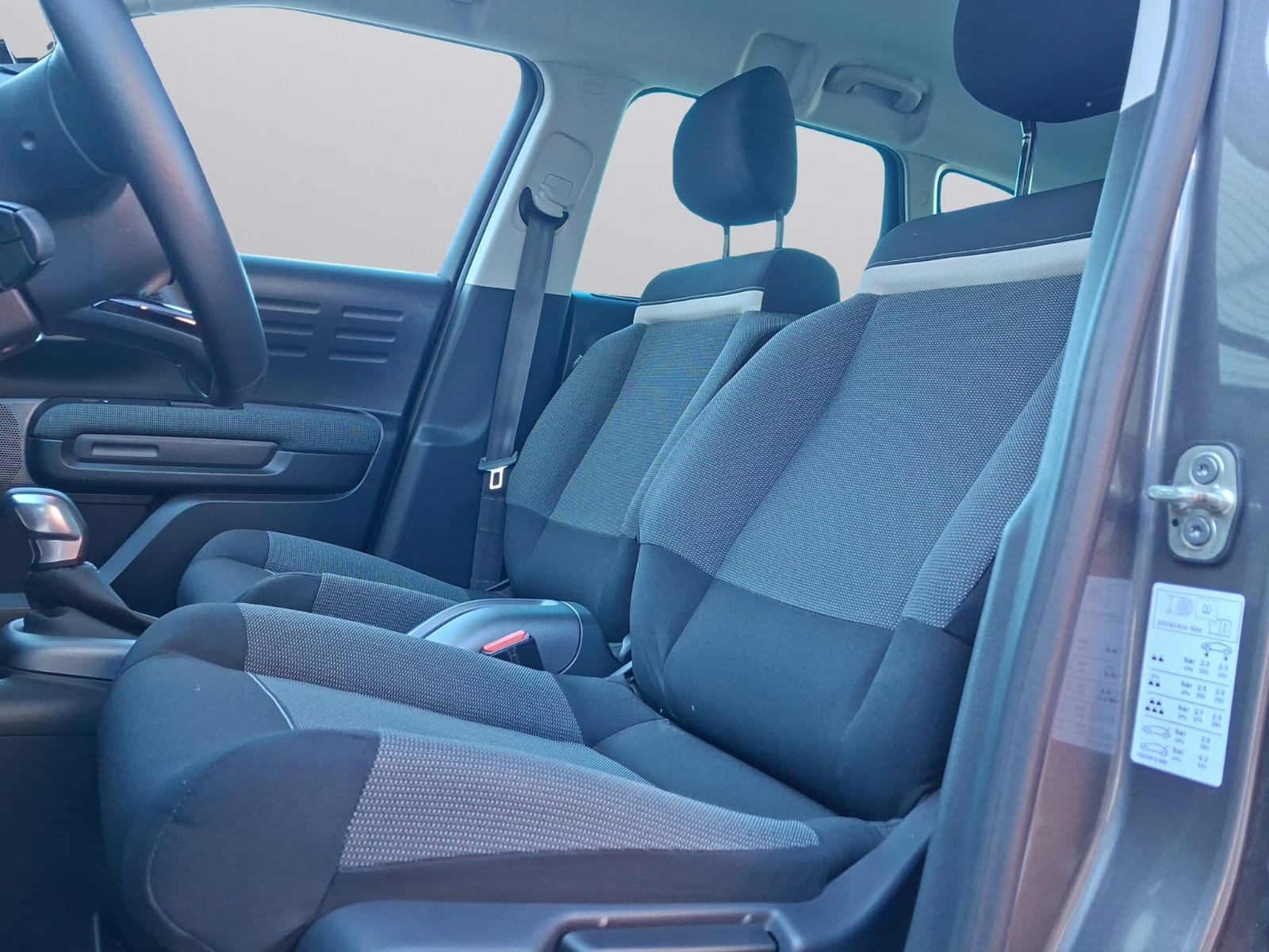 CITROEN C3 Aircross 1.5 BlueHD Shine EAT-image-9