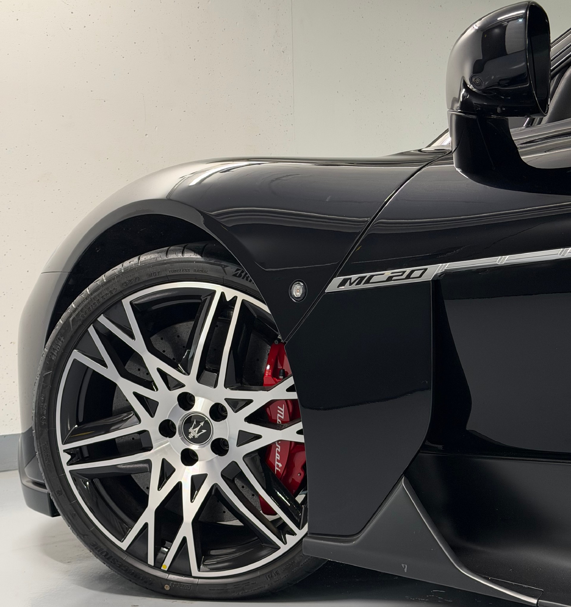 MASERATI MC 20 Cielo-image-25