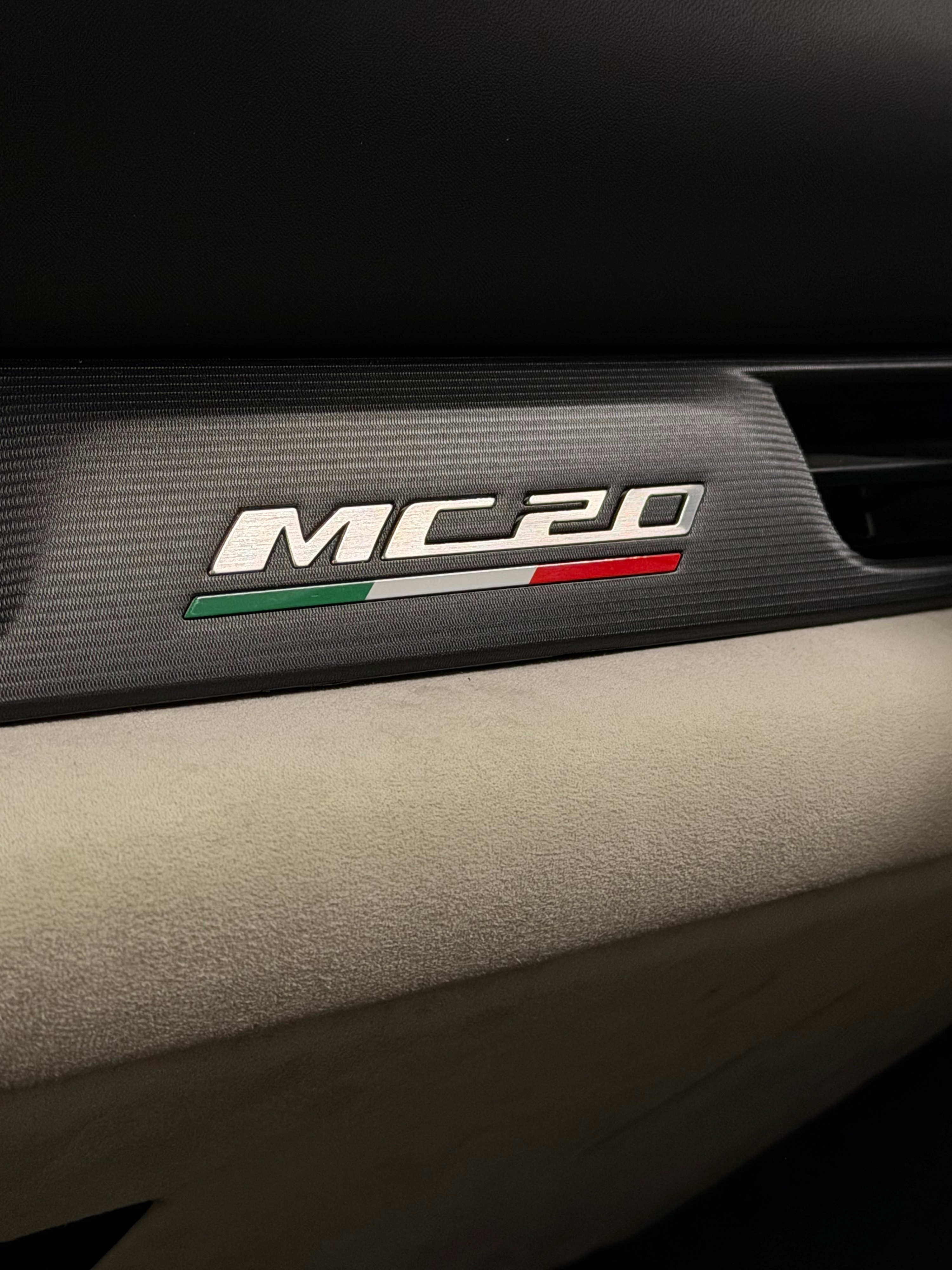 Image MASERATI MC-20 MC 20 Cielo