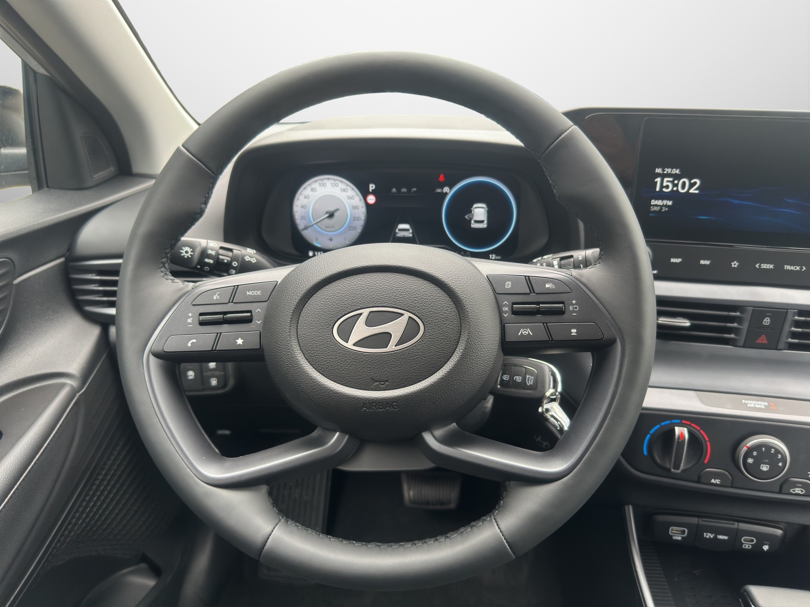 HYUNDAI i20 1.0 T-GDi Amplia-image-9