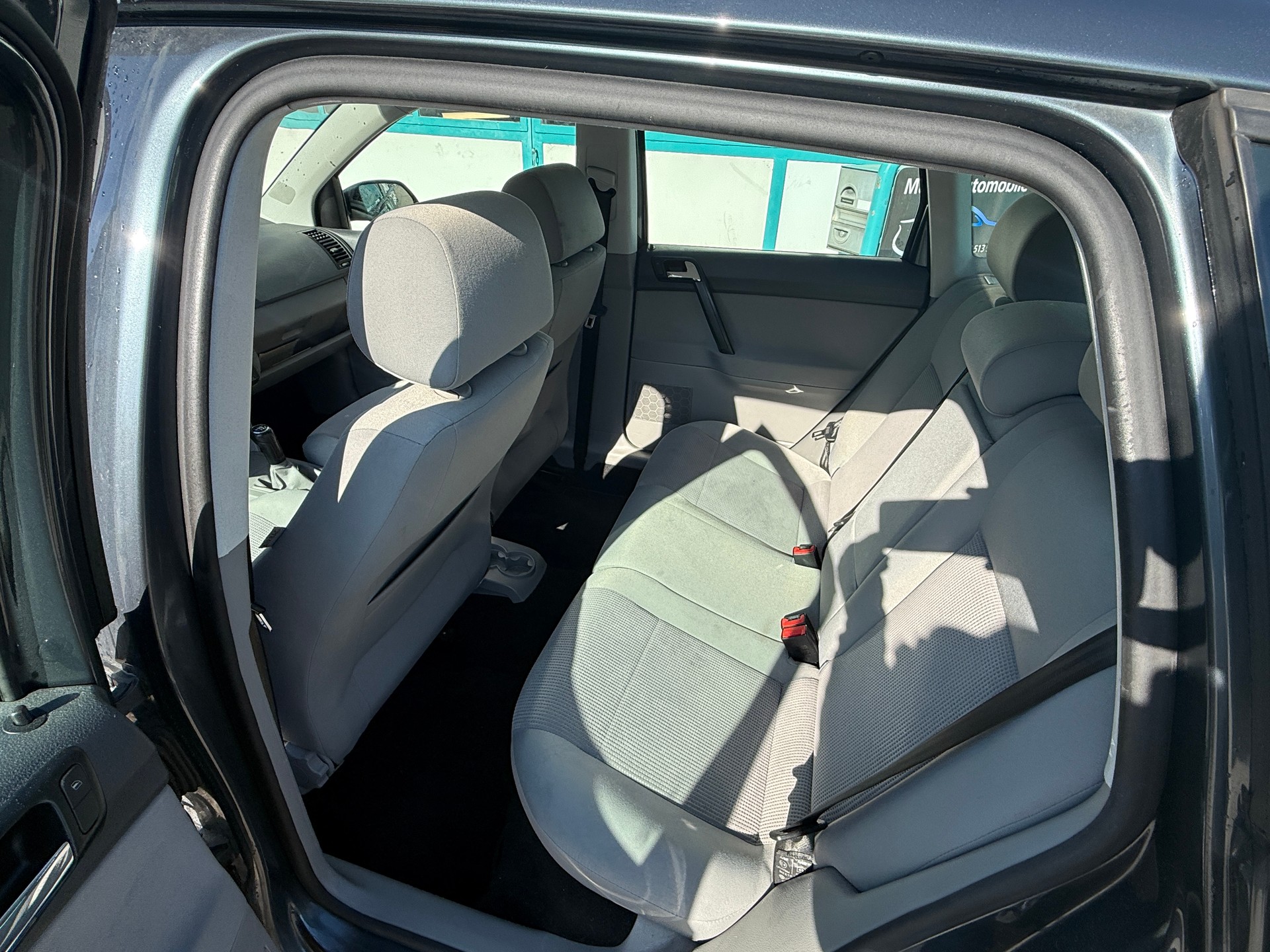 VW Polo 1.6 16V Trendline-image-8