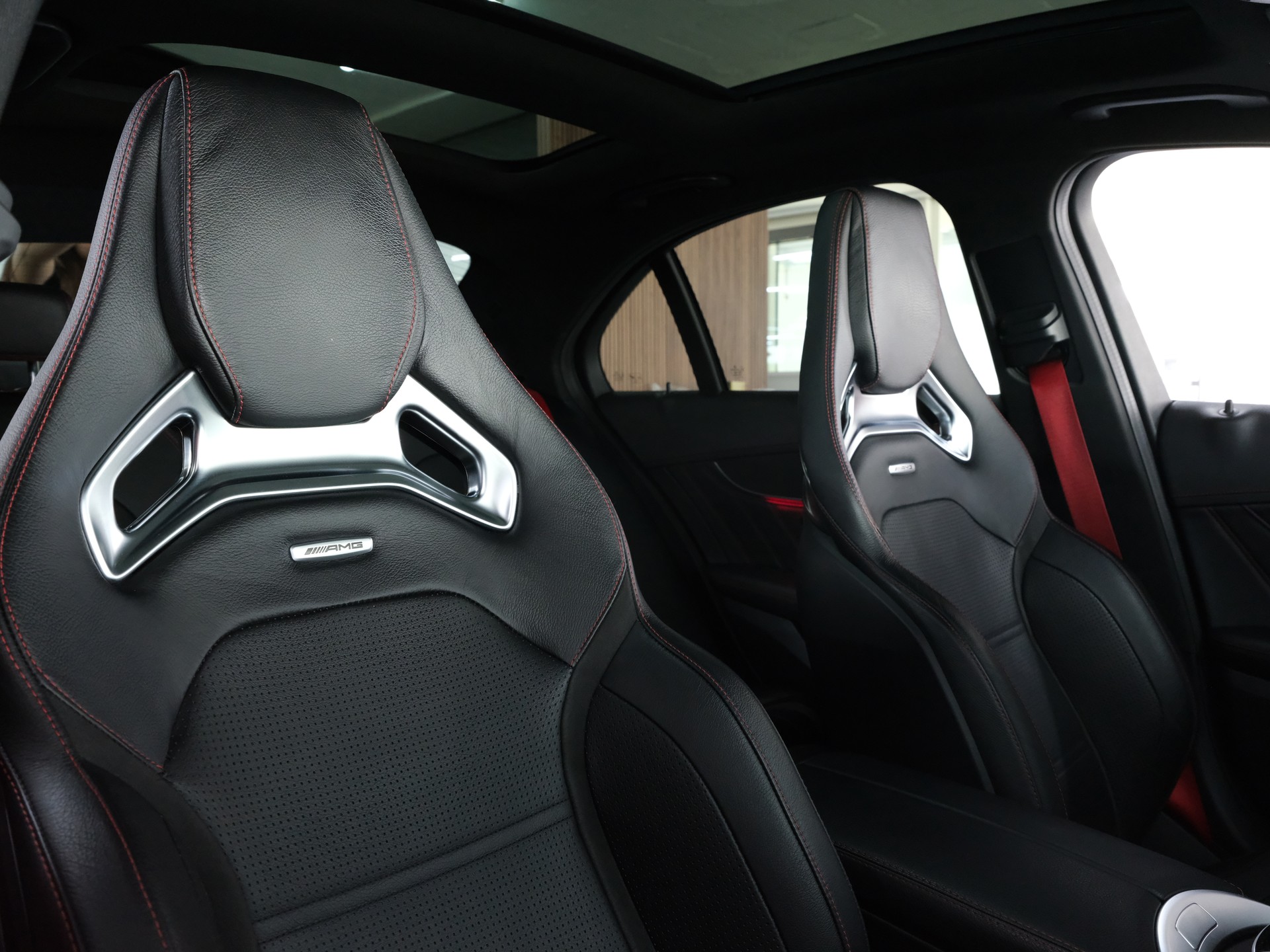 MERCEDES-BENZ C 43 AMG 4Matic Speedshift TCT 9G *Edition One* *360 Kamera* *Burmester*-image-29