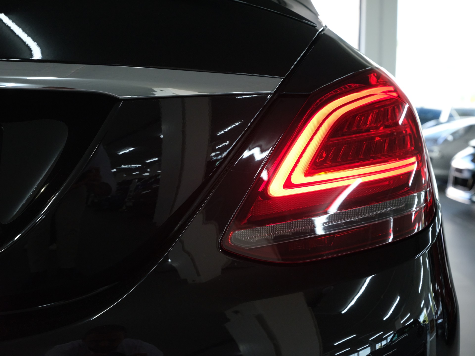 MERCEDES-BENZ C 43 AMG 4Matic Speedshift TCT 9G *Edition One* *360 Kamera* *Burmester*-image-12