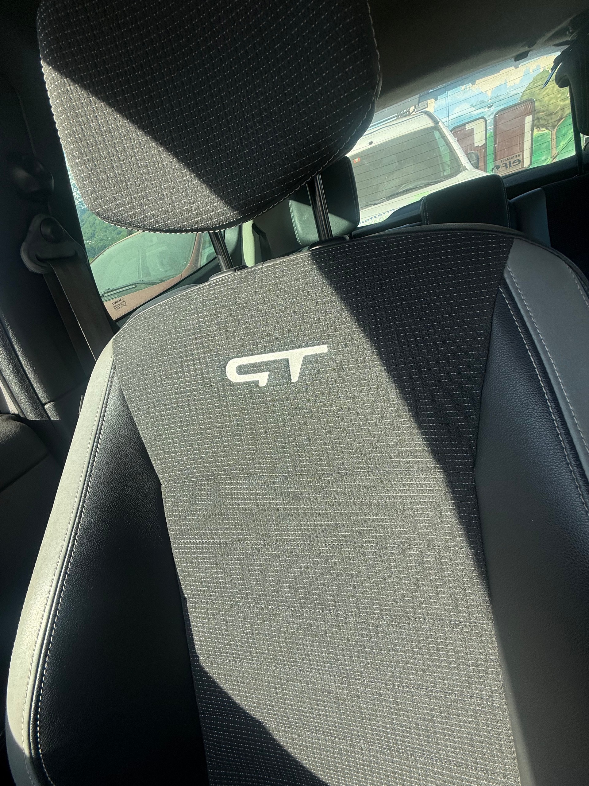 RENAULT Clio 2.0 16V Exception-image-8