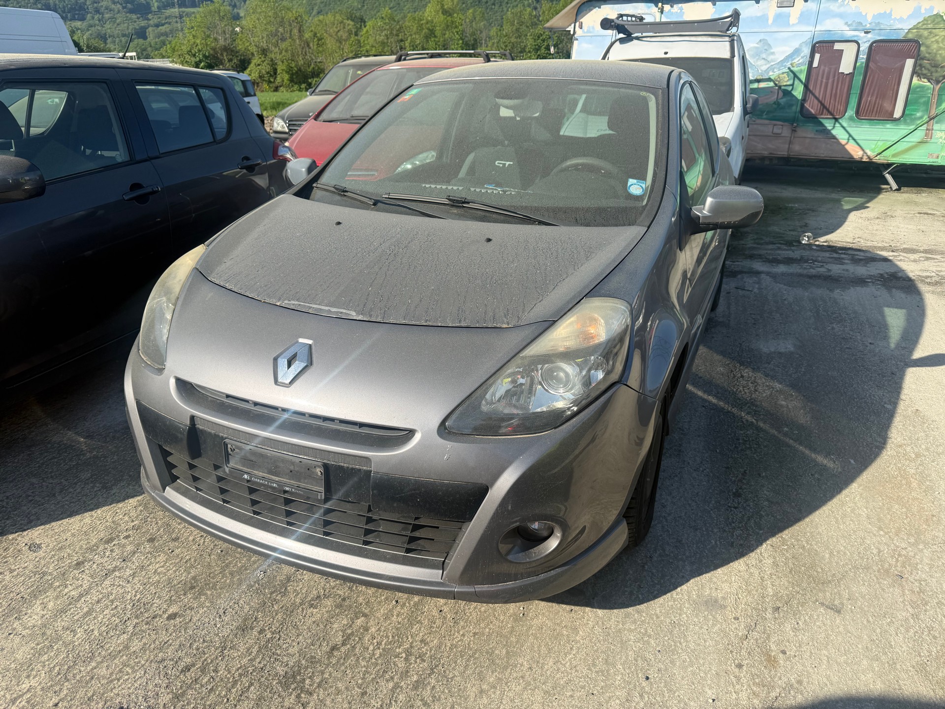 RENAULT Clio 2.0 16V Exception