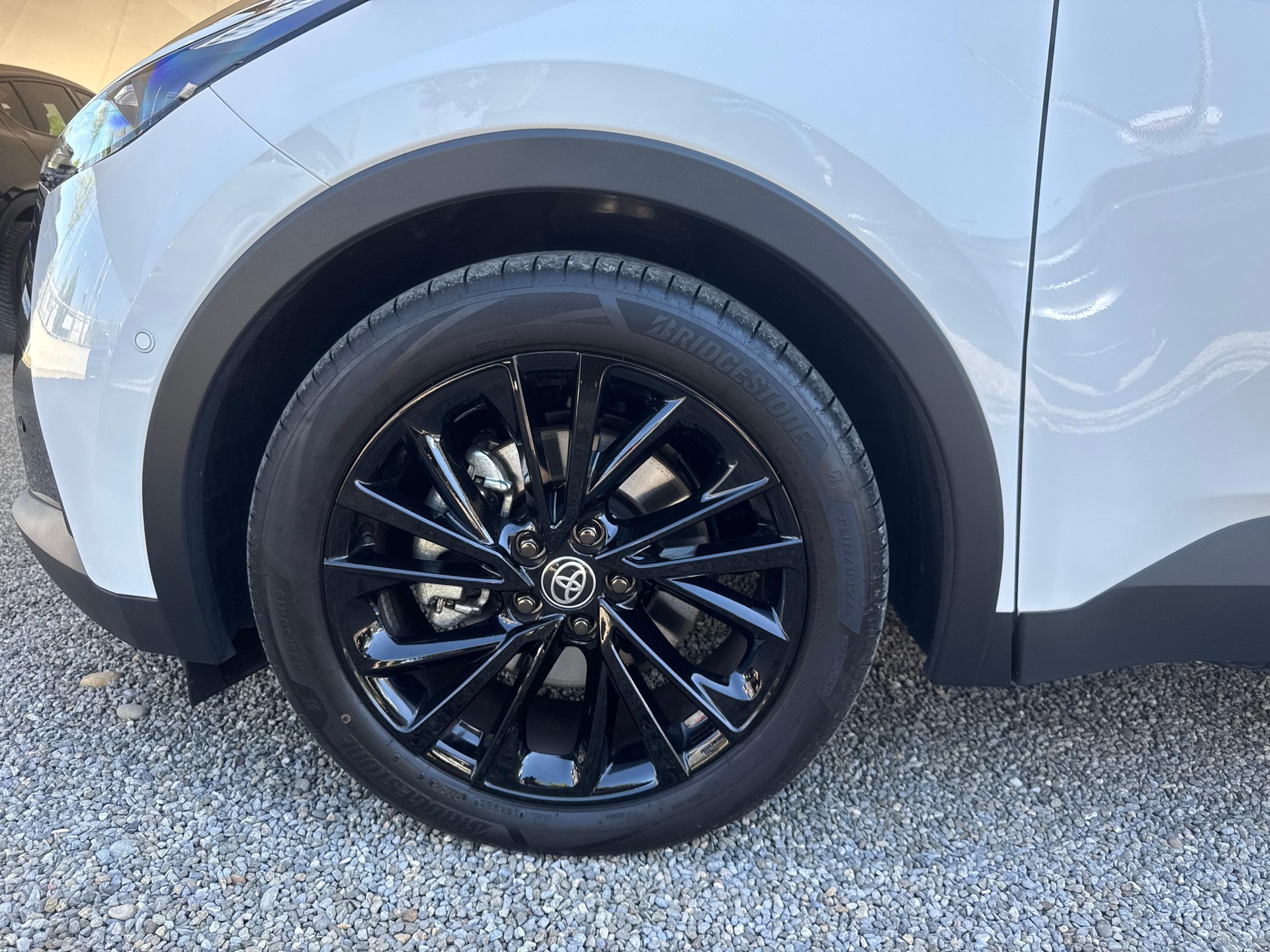 TOYOTA C-HR 2.0 PHEV GR Sport-image-18