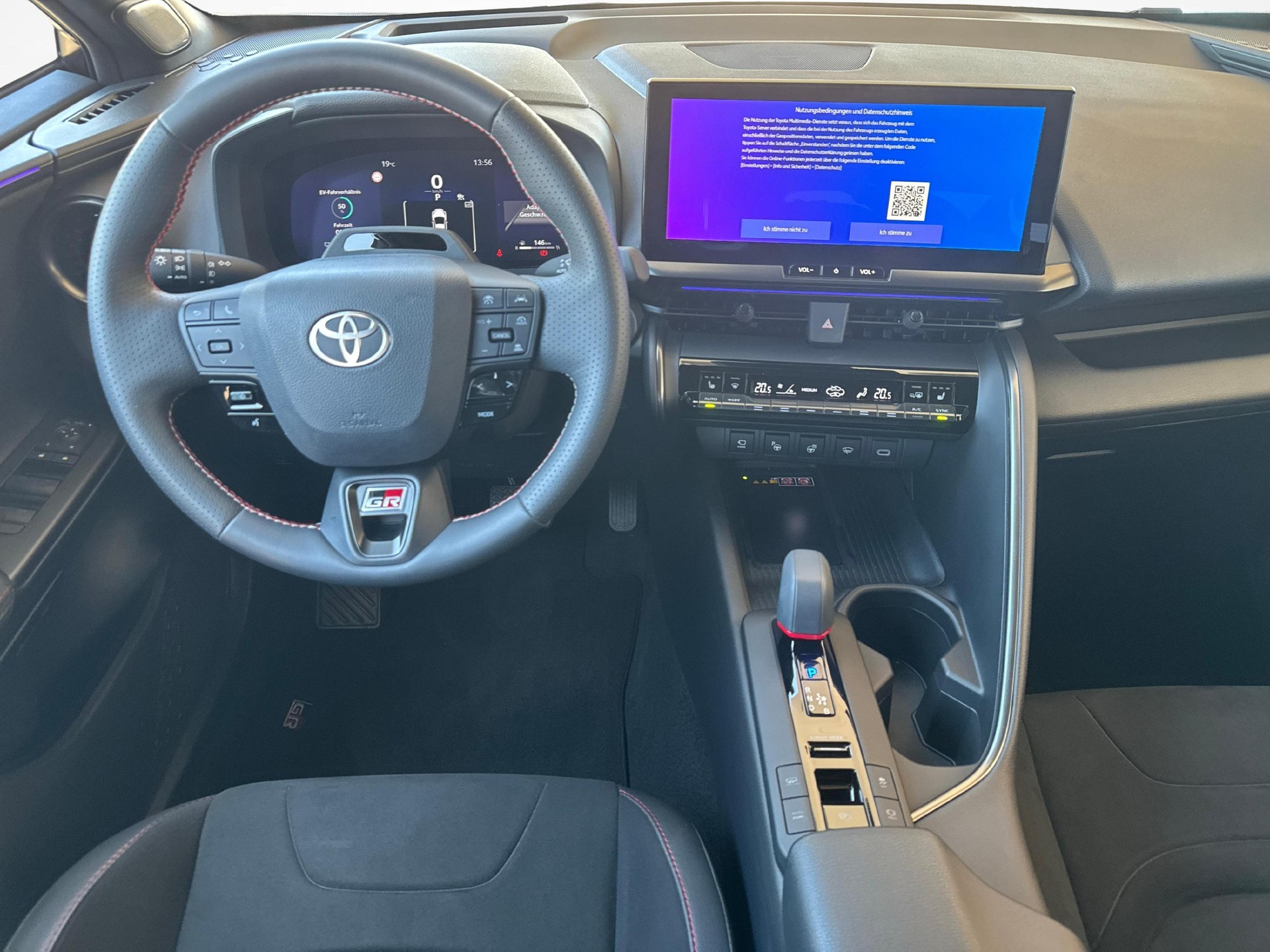 TOYOTA C-HR 2.0 PHEV GR Sport-image-9