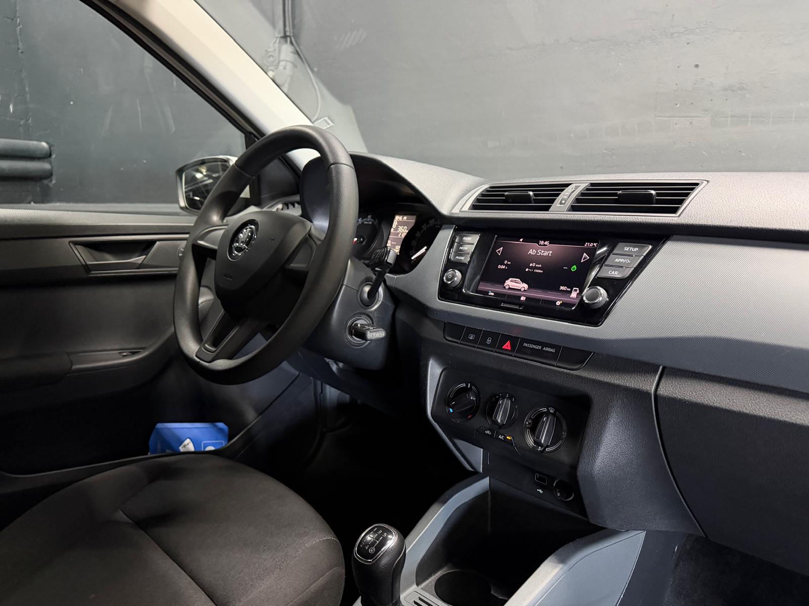 SKODA Fabia 1.0 MPI Ambition White Edition Frisch ab MFK & Frisch ab Service-image-8