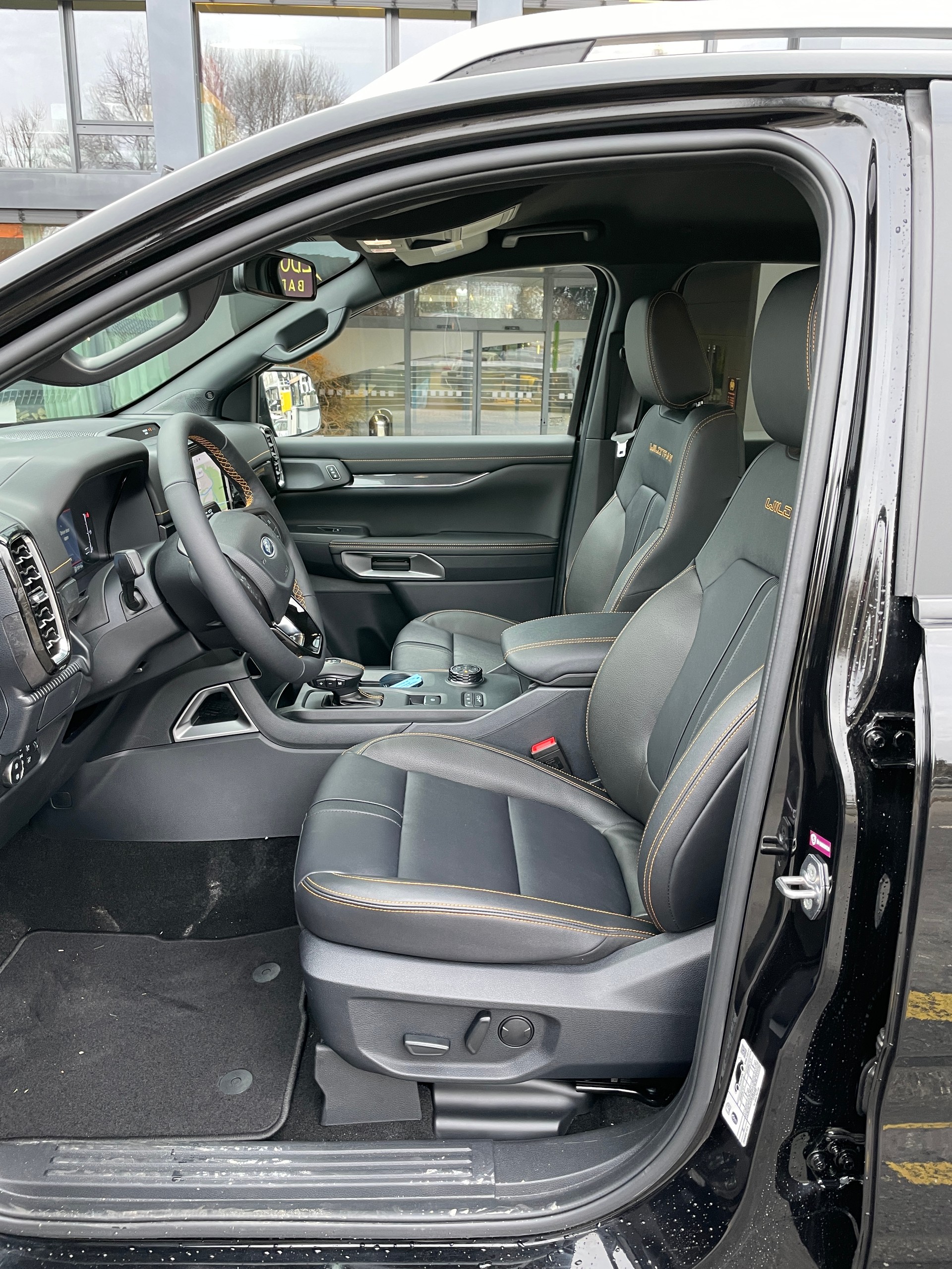 FORD Ranger Wildtrak PHEV 2.3 Eco Boost e-4WD Automat-image-10