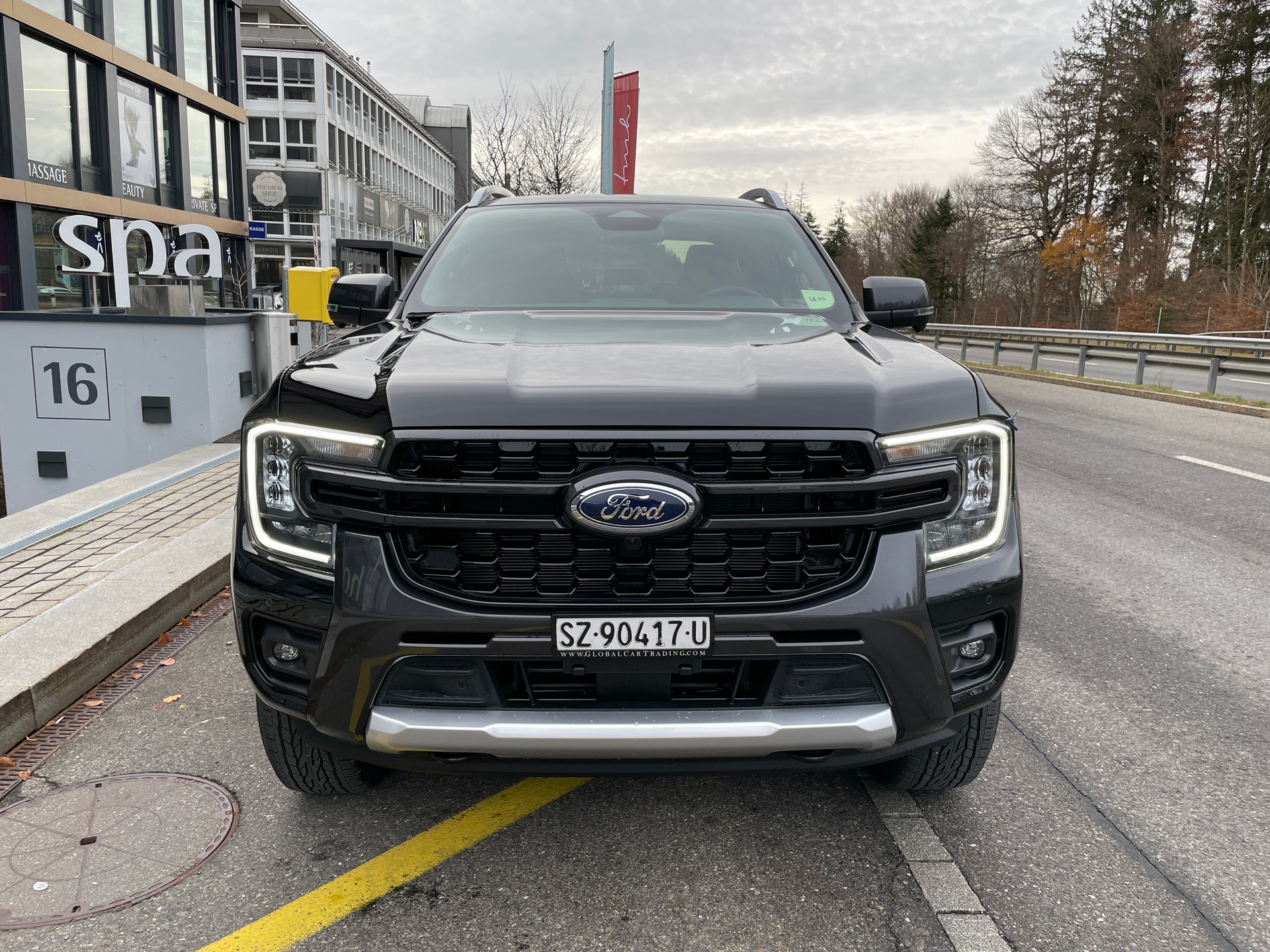 FORD Ranger Wildtrak PHEV 2.3 Eco Boost e-4WD Automat-image-2