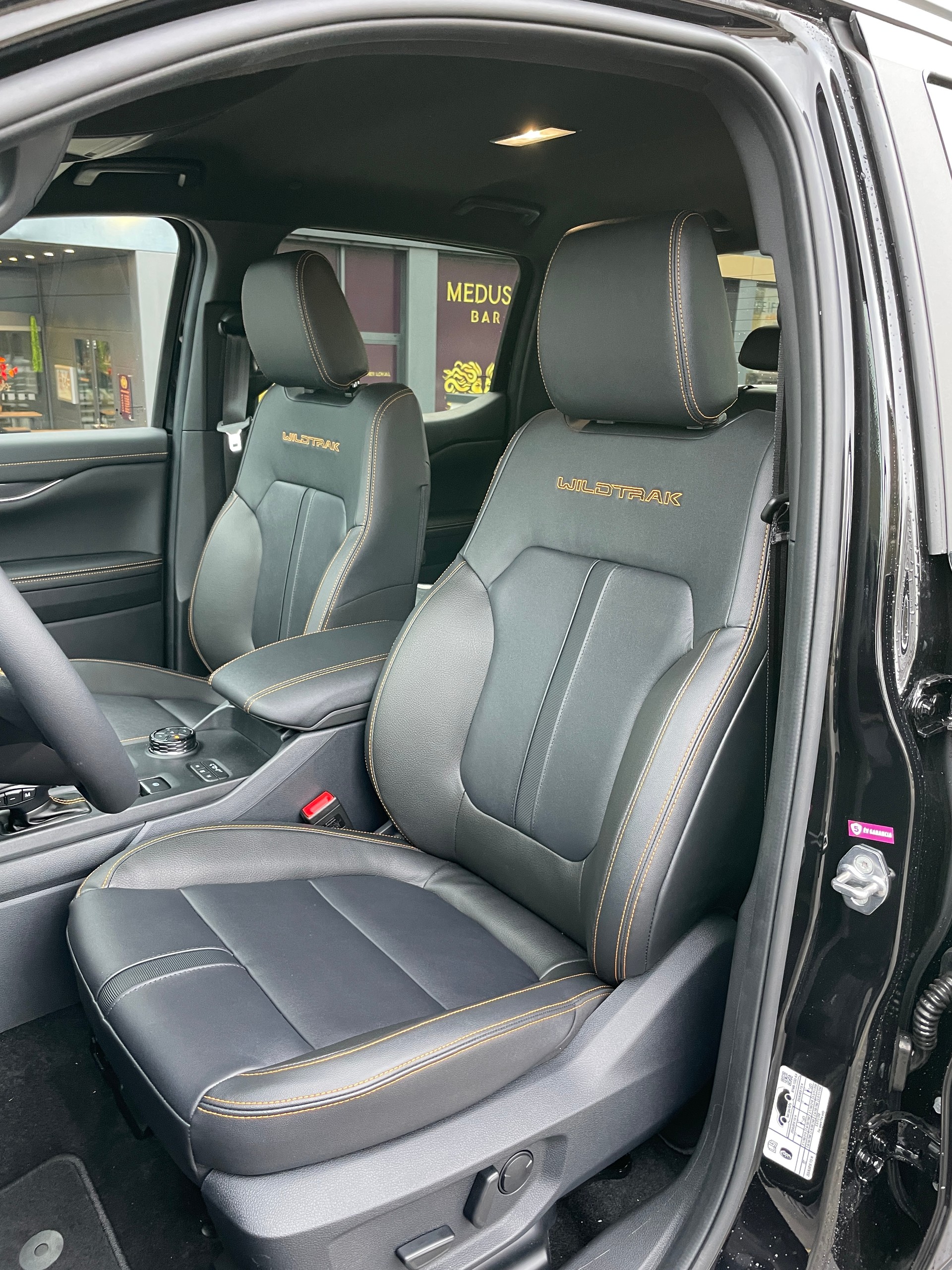 FORD Ranger Wildtrak PHEV 2.3 Eco Boost e-4WD Automat-image-11