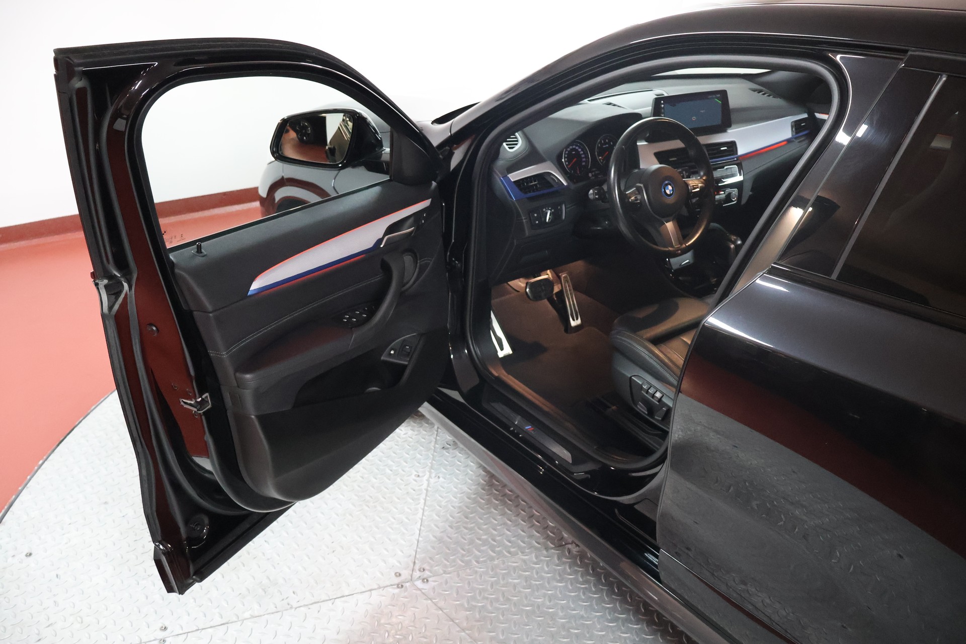 BMW X2 xDrive 25e M Sport Steptronic-image-5