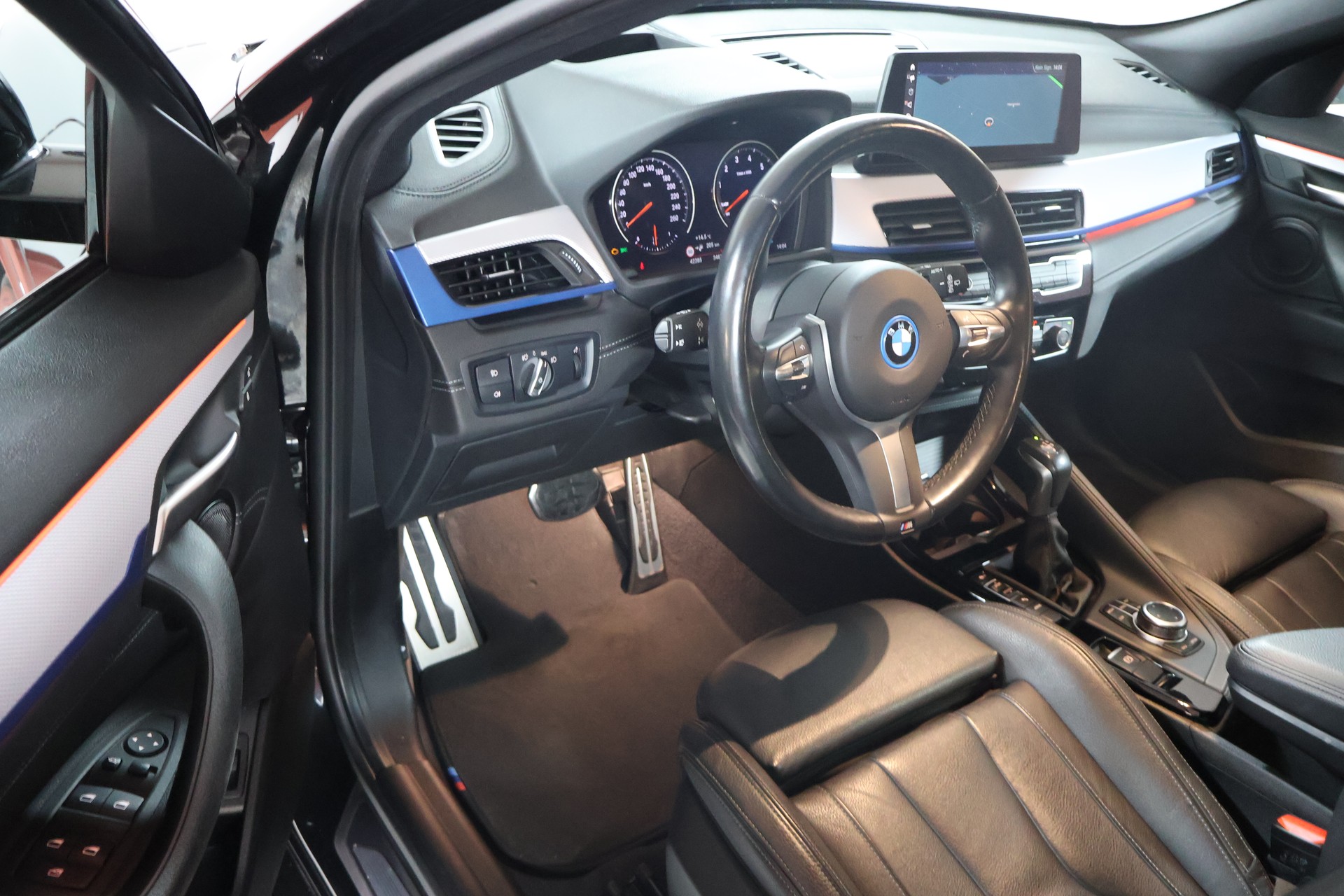 BMW X2 xDrive 25e M Sport Steptronic-image-8