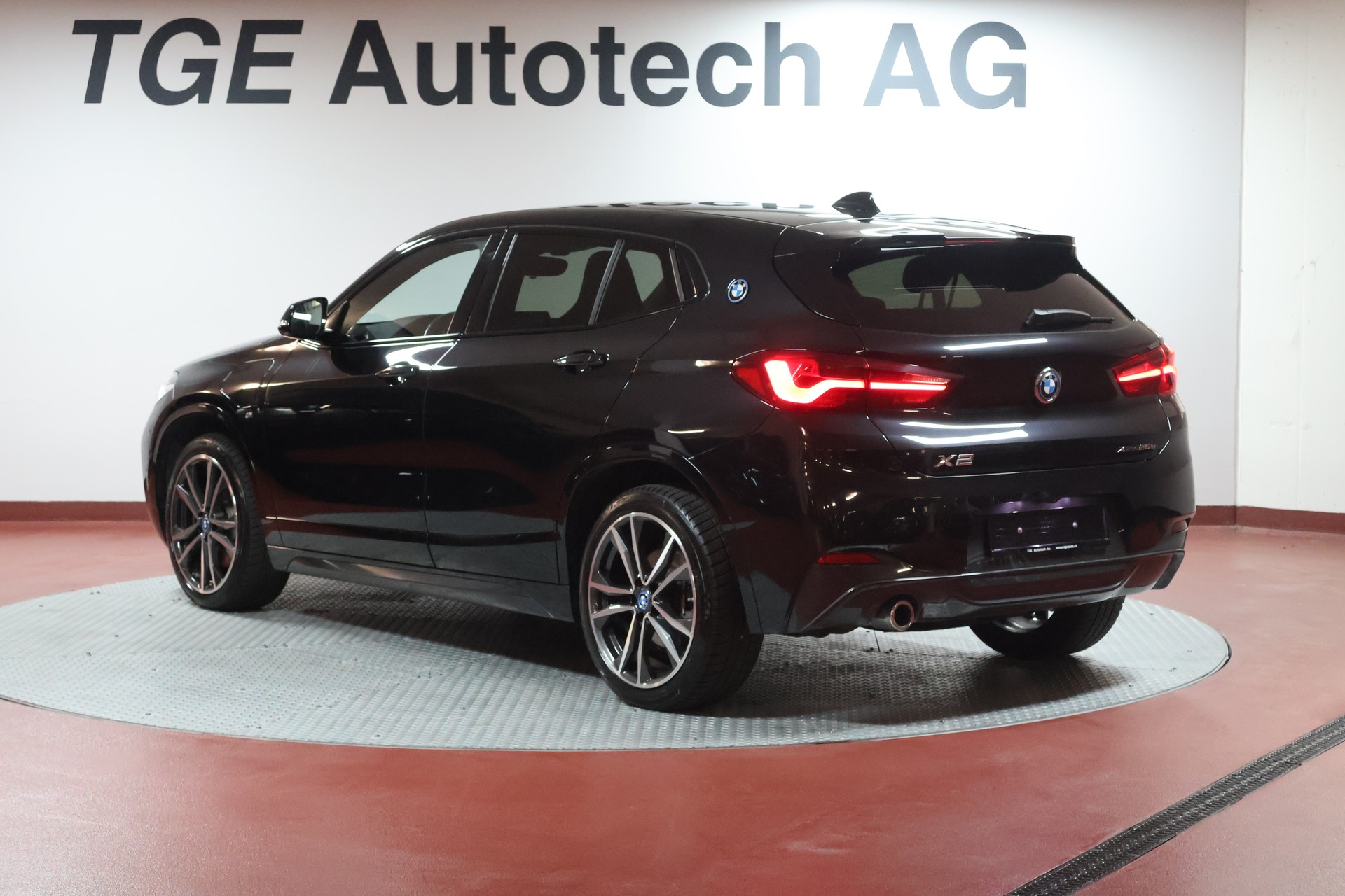 BMW X2 xDrive 25e M Sport Steptronic-image-19