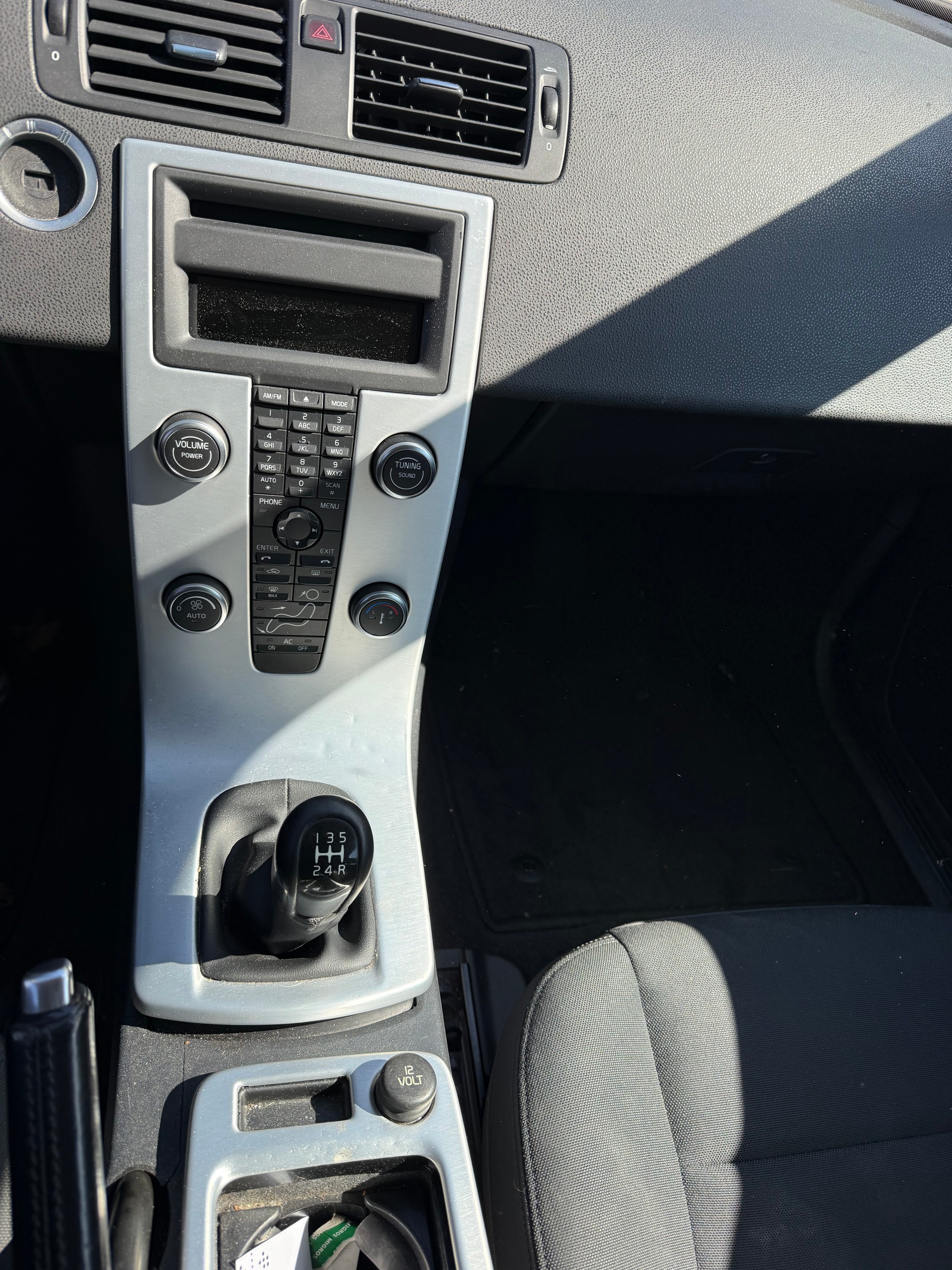 VOLVO C30 2.0-image-7