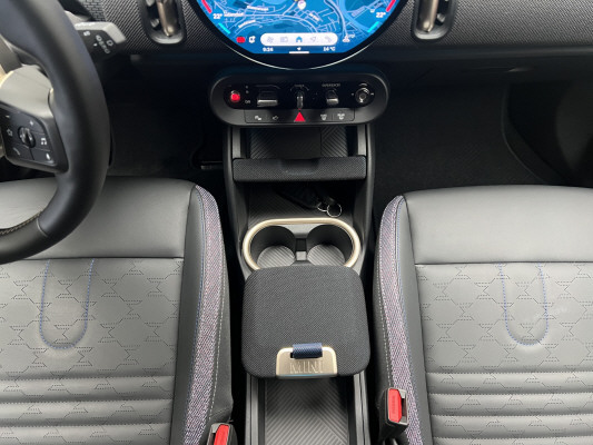 MINI Countryman SE ALL 4-image-11