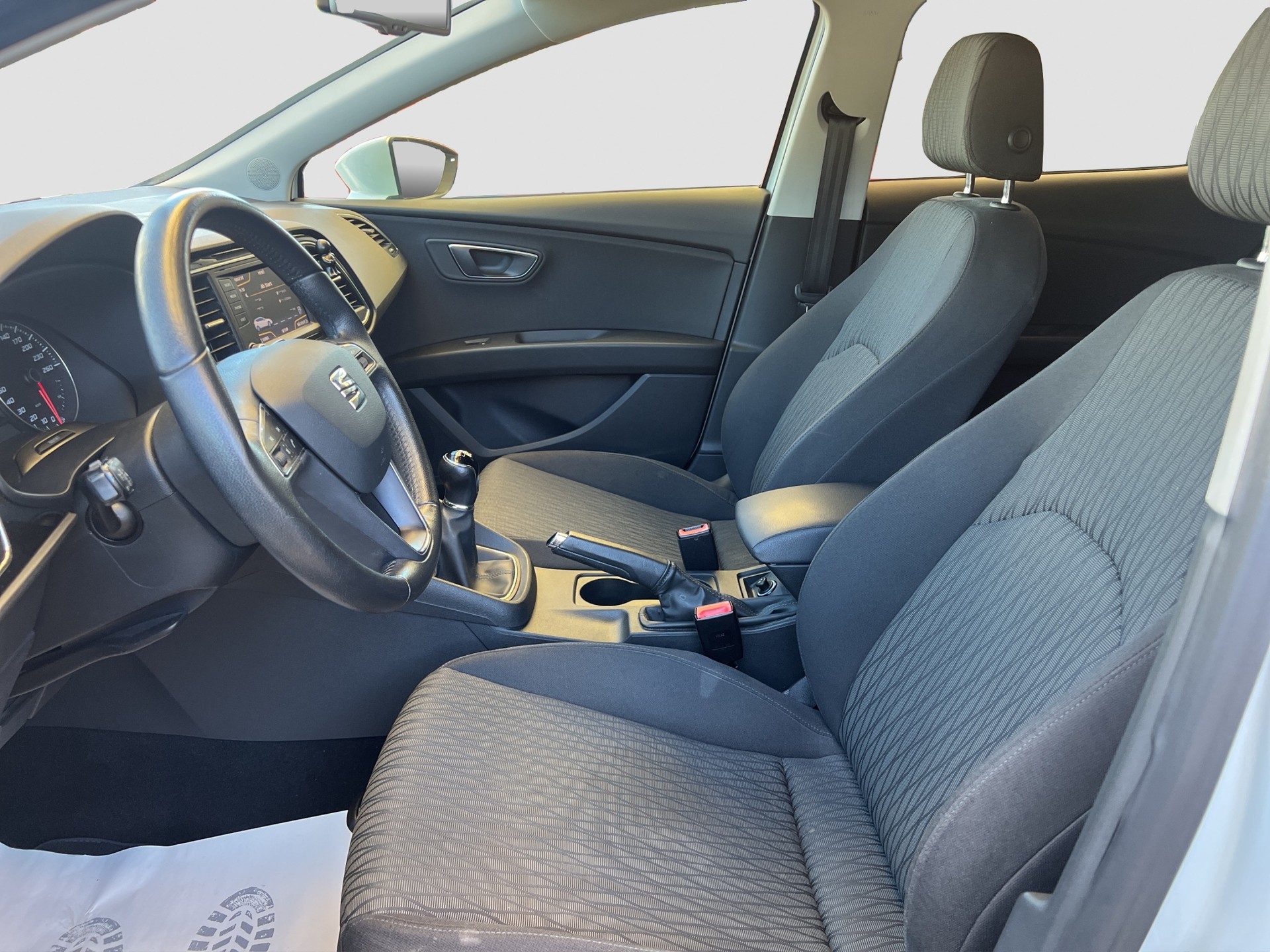 SEAT Leon 1.4 TSI Style-image-8