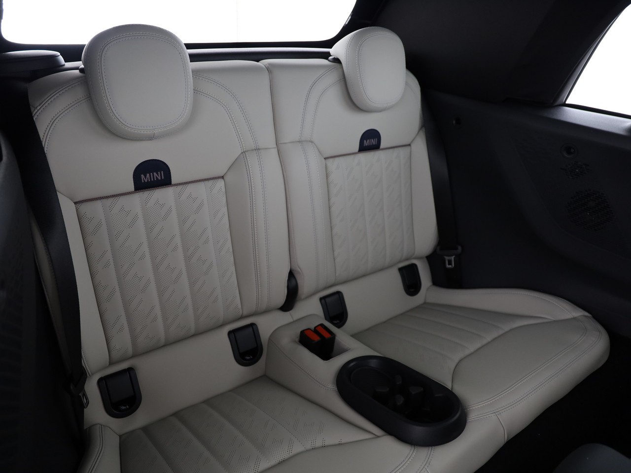 MINI Cooper S Cabriolet DKG-image-16