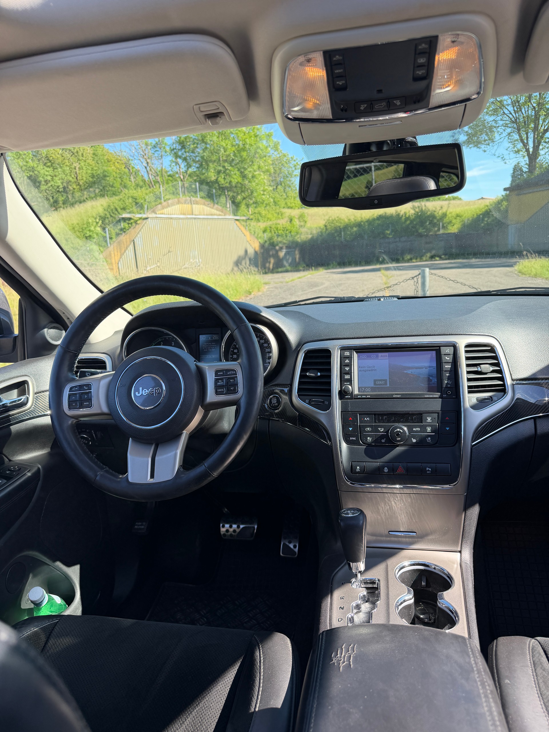 JEEP Grand Cherokee 3.0 CRD Overland Automatic-image-9