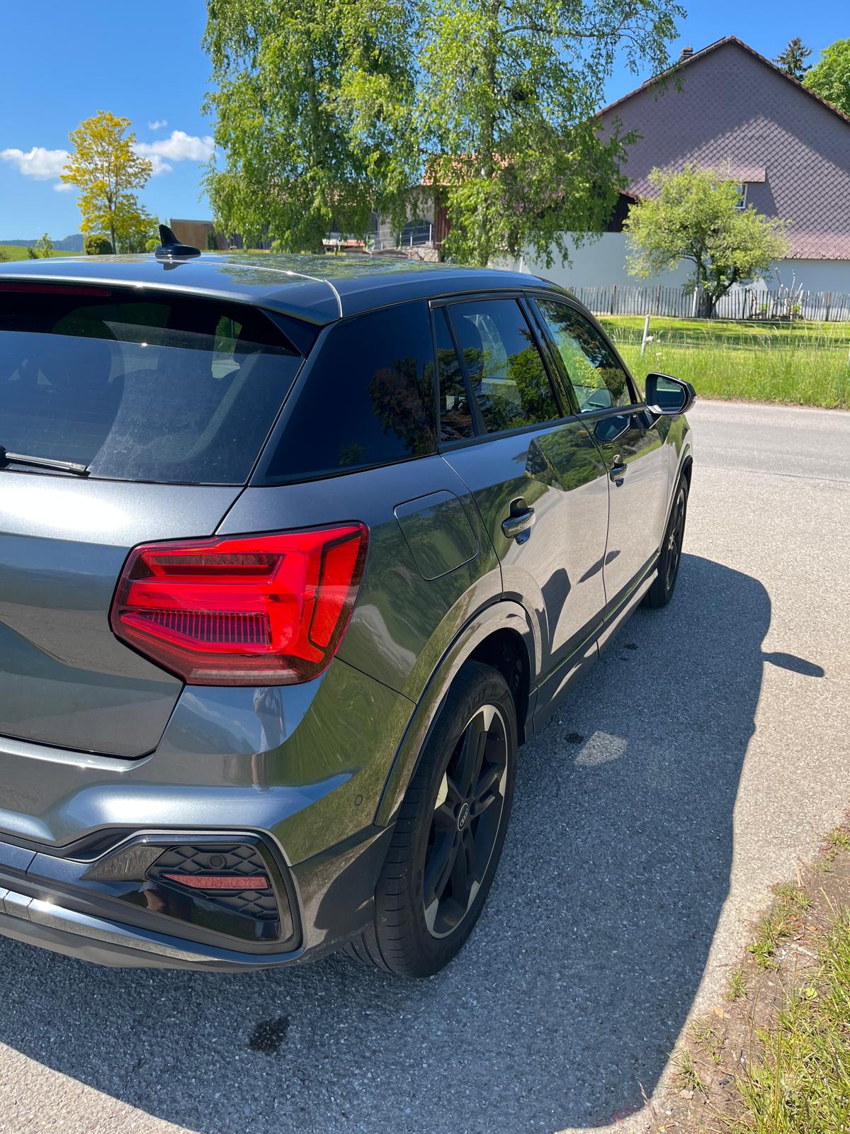 AUDI Q2 35 TDI S line quattro S-tronic-image-5