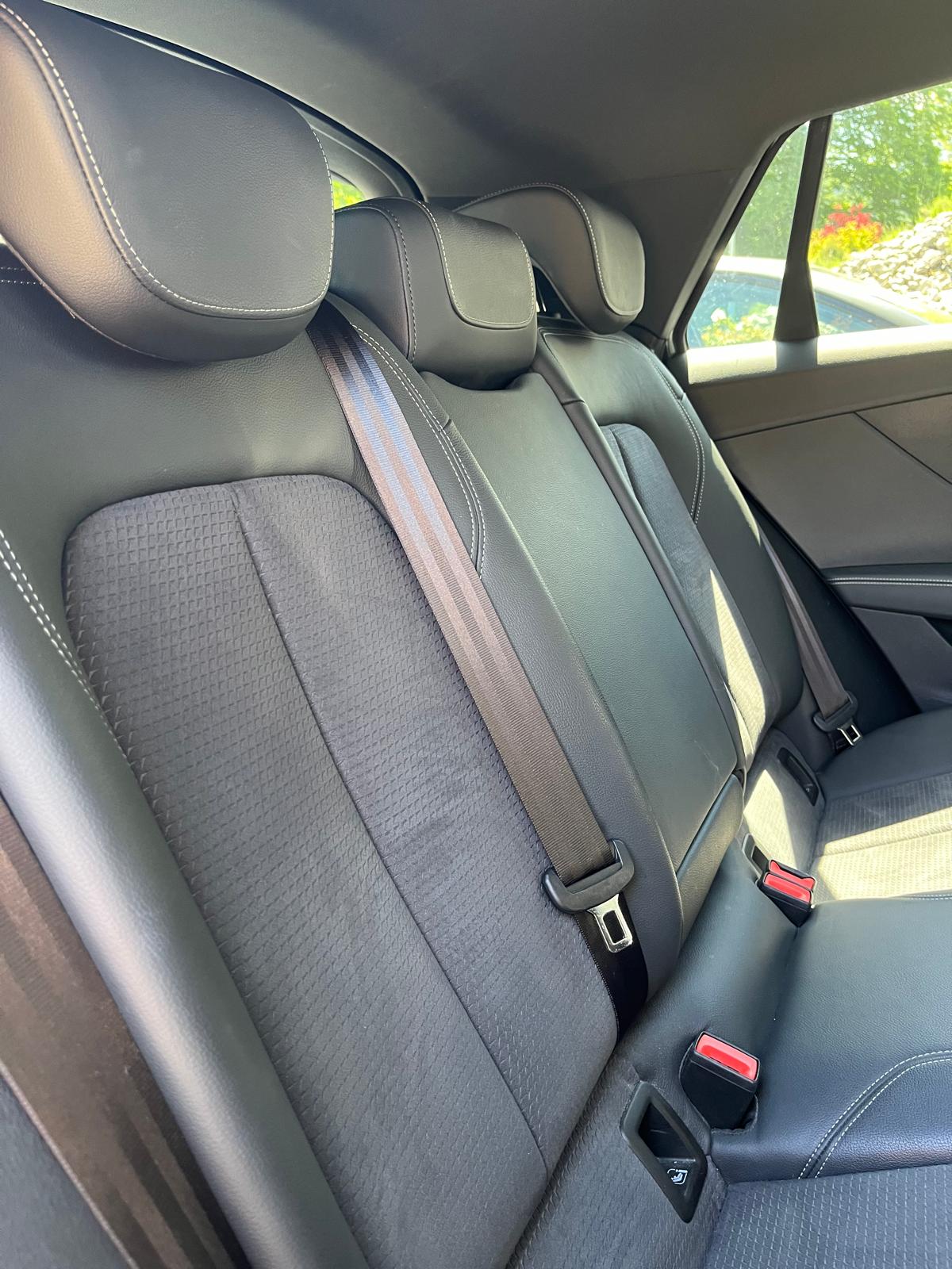AUDI Q2 35 TDI S line quattro S-tronic-image-7