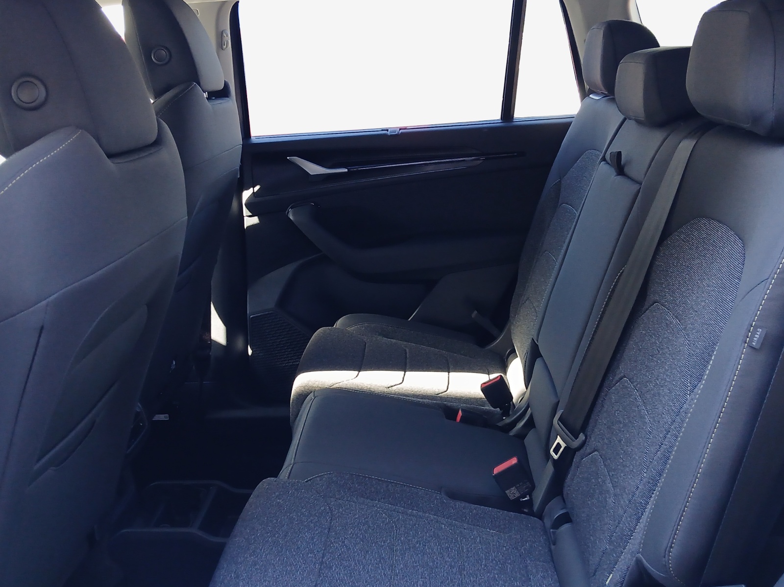 SKODA Kodiaq 2.0 TSI Dynamic 4x4-image-11