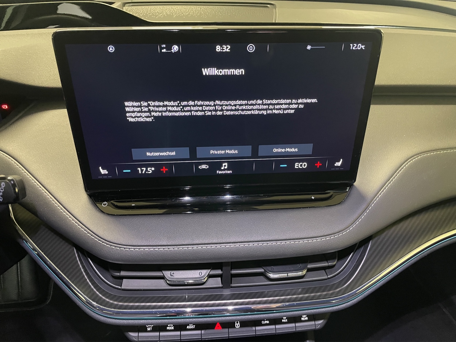 SKODA Enyaq iV 80x SportLine-image-11